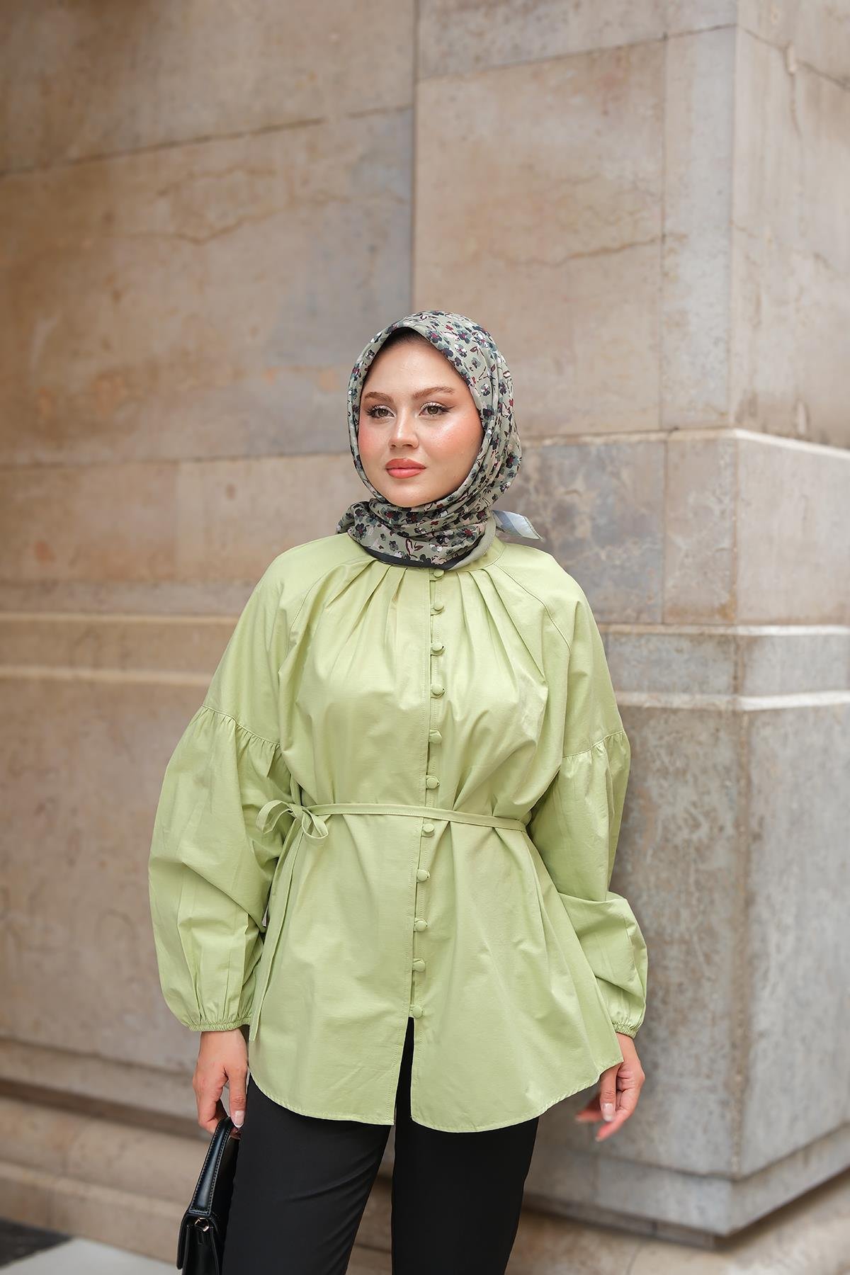 Brit Düğme Detaylı Gömlek Yeşil