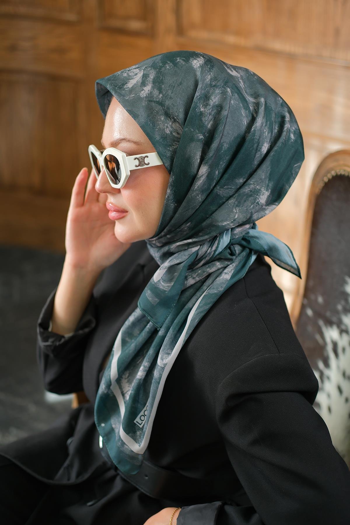 Bulut Soft Eşarp Zümrüt Yeşil