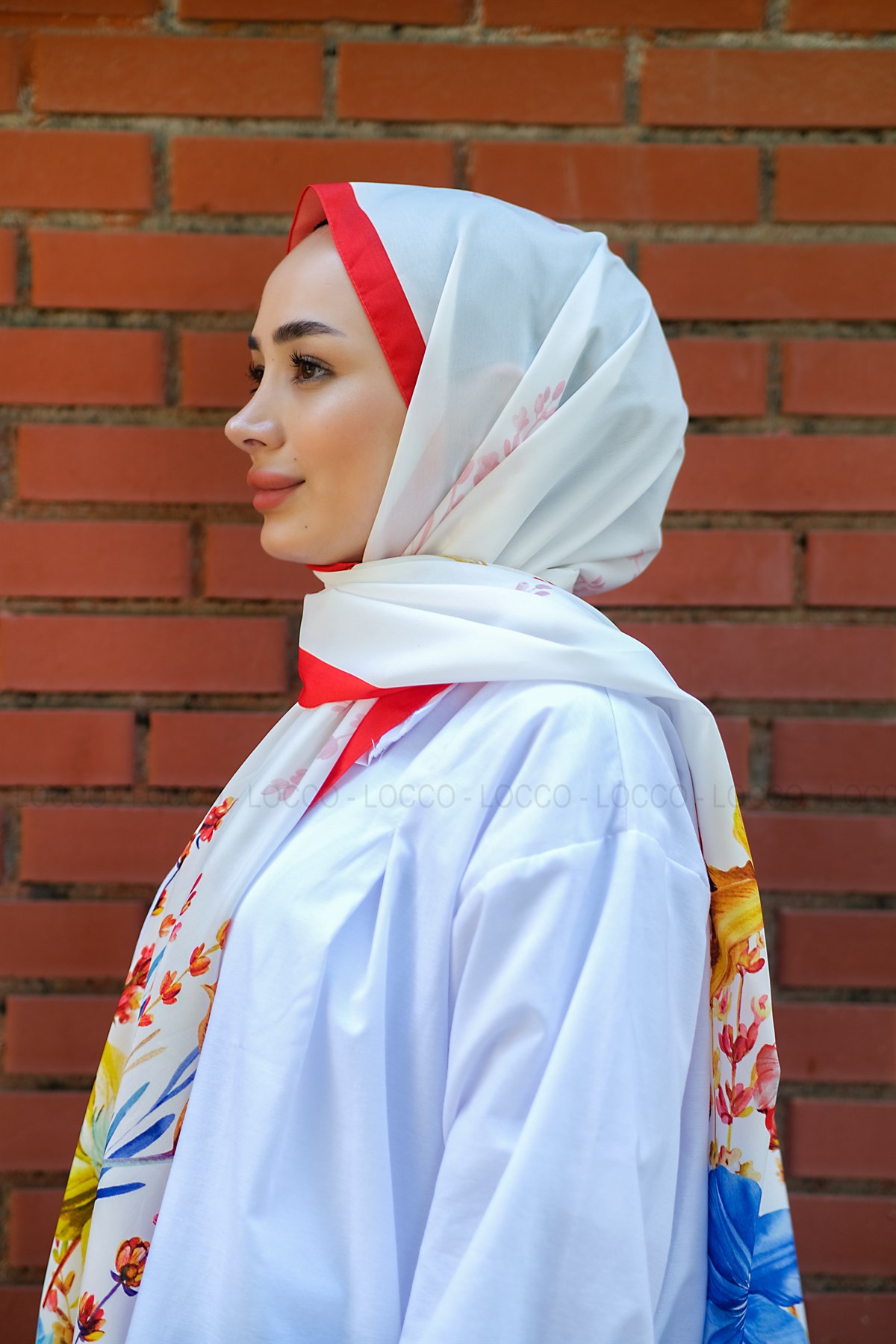 Uygun Fiyatlı BUYUK CICEK DESEN SAL KIRMIZI | Loccomoda.com 