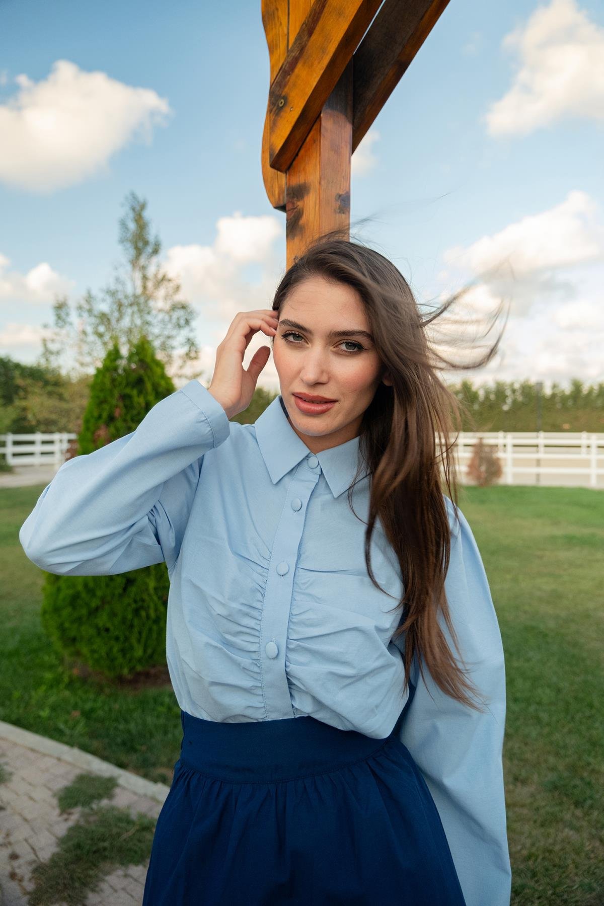 Büzgü Detay Poplin Gömlek Mavi