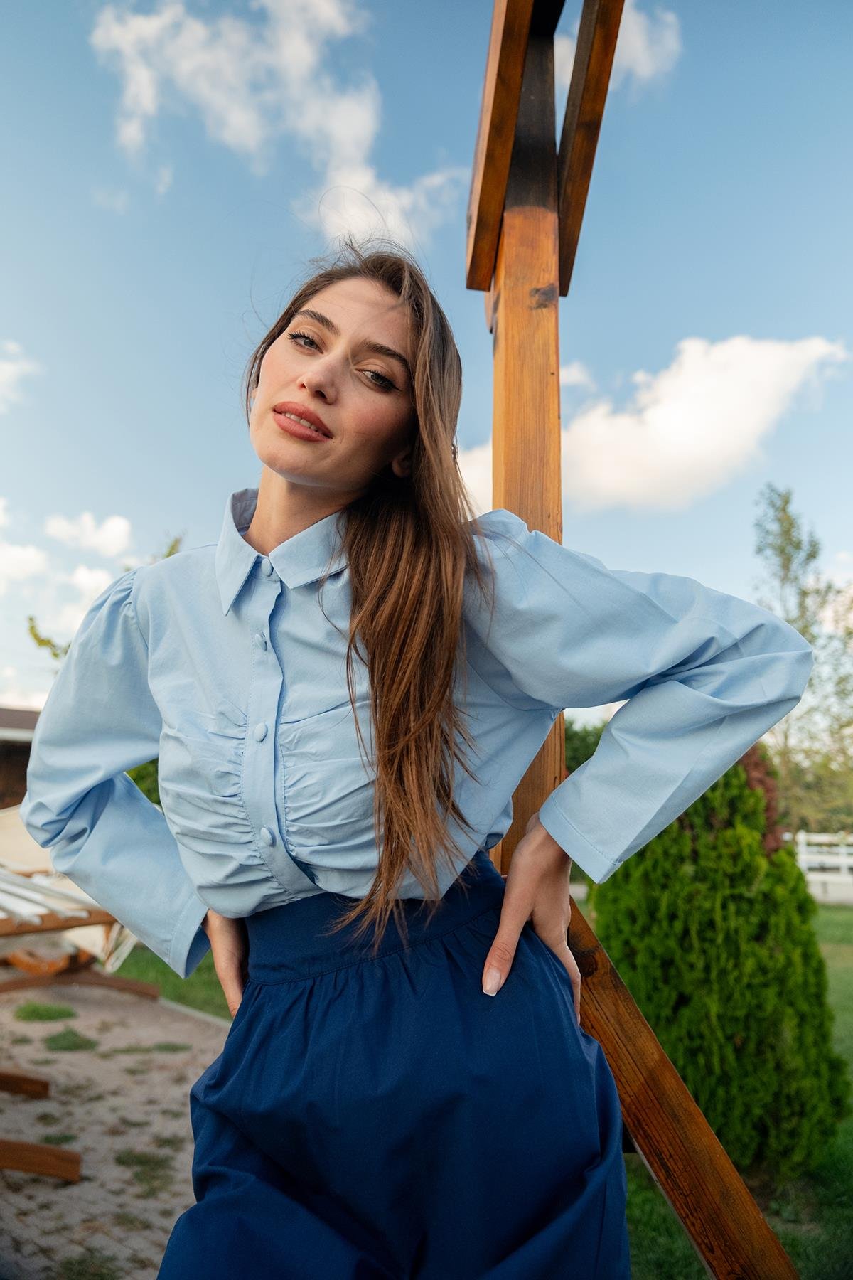 Büzgü Detay Poplin Gömlek Mavi