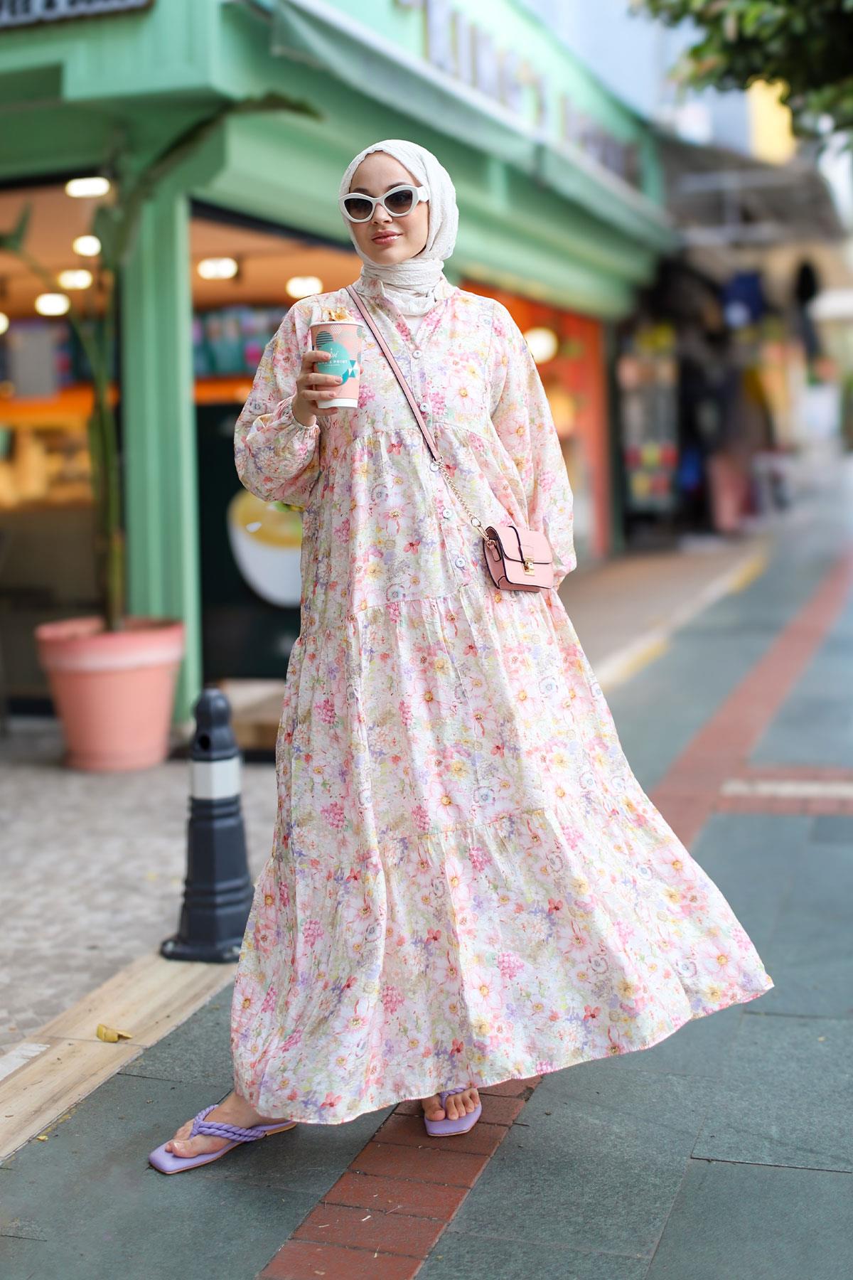 Çicek Desenli Elbise Pudra