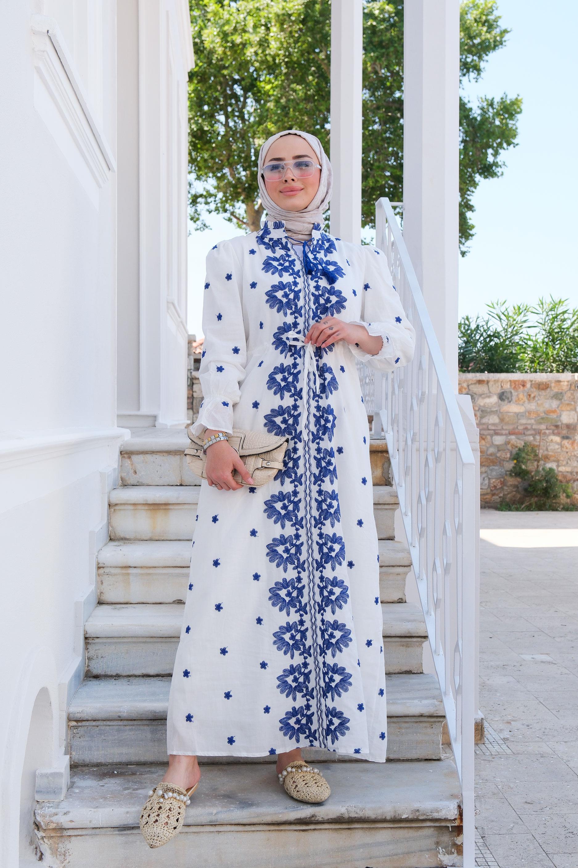 Çiçek Nakış Detay Elbise Mavi