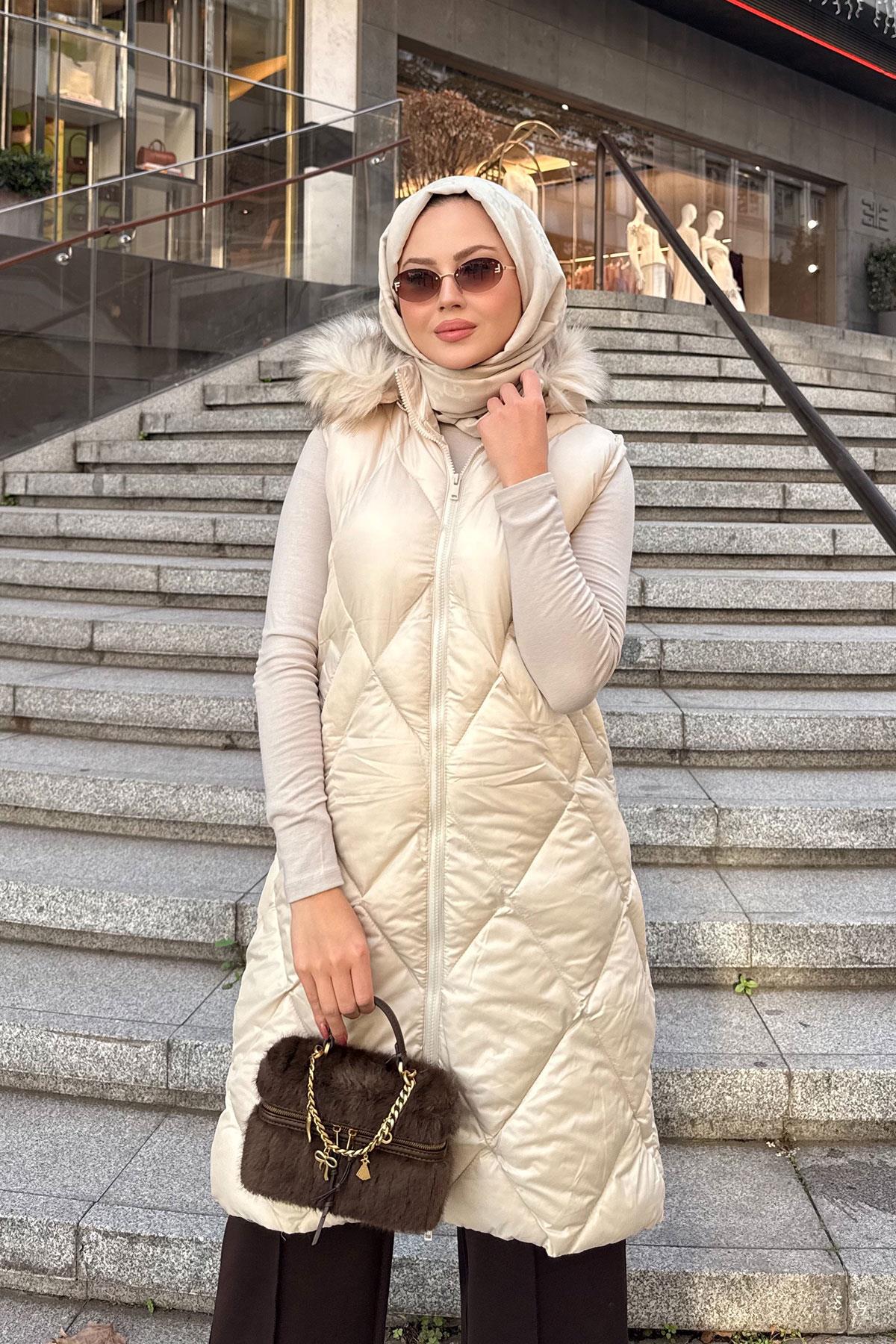 Çift Cepli Kapüşonlu Yelek Bej