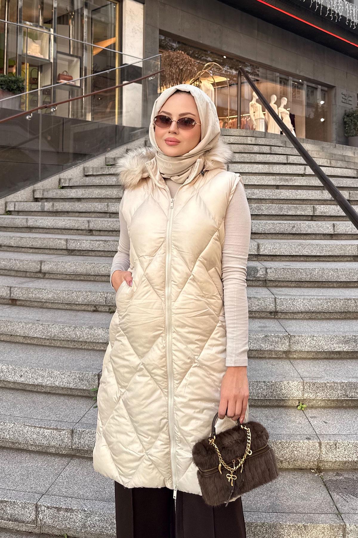 Çift Cepli Kapüşonlu Yelek Bej