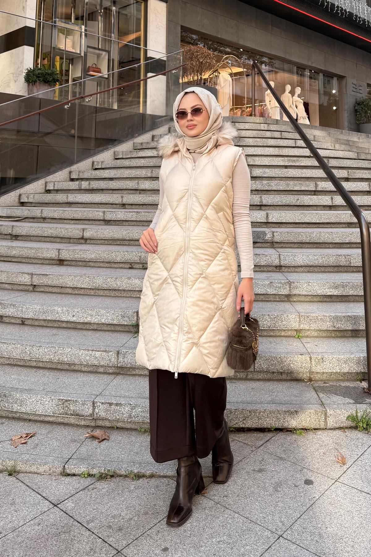 Çift Cepli Kapüşonlu Yelek Bej