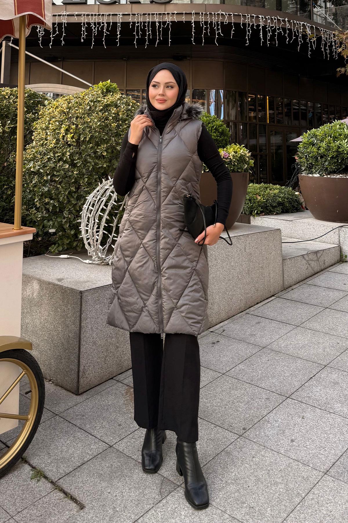 Çift Cepli Kapüşonlu Yelek Gri