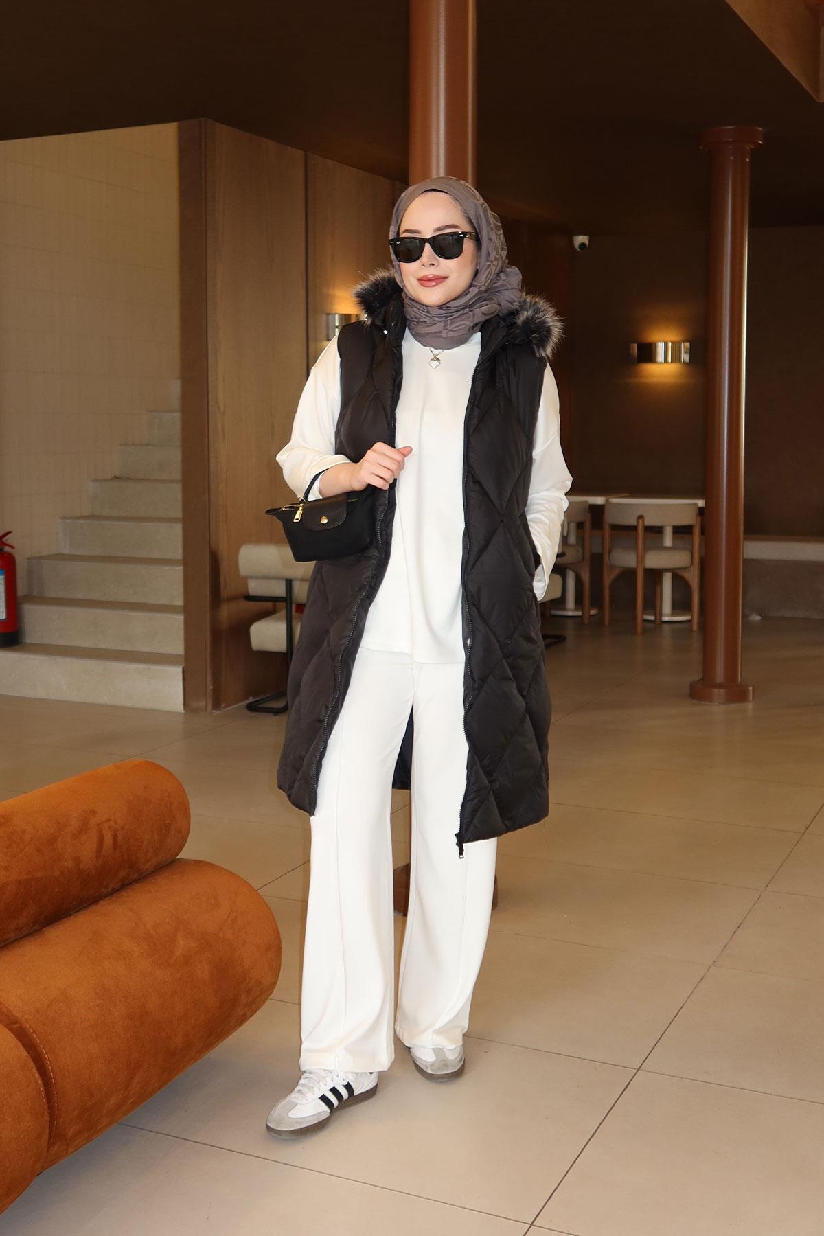 Çift Cepli Kapüşonlu Yelek Siyah