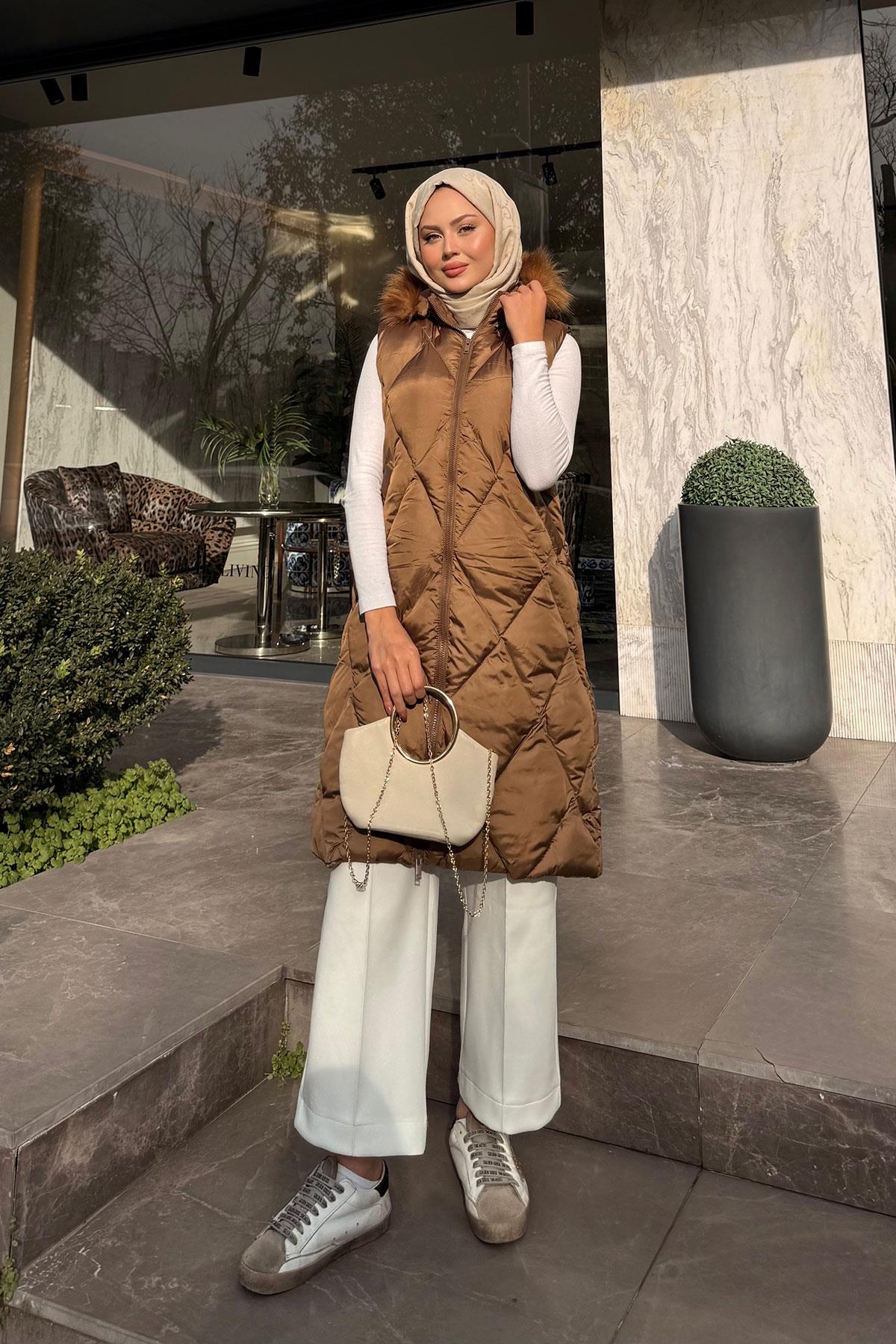 Çift Cepli Kapüşonlu Yelek Taba