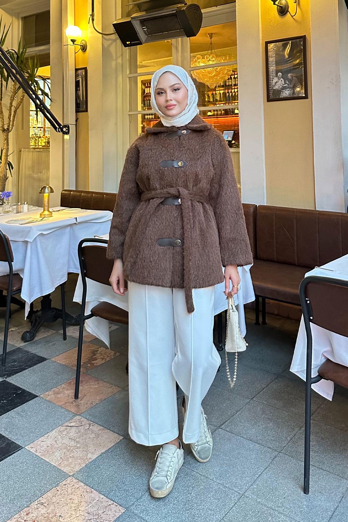 Çıtçıt Detay Bel Bağlamalı Kaban Kahverengi