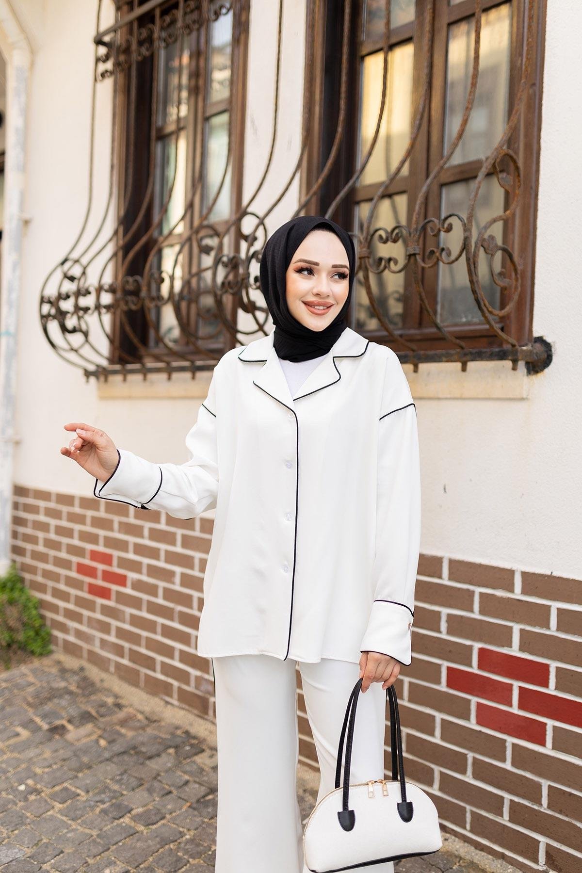 Çizgi Detay İkili Takım Beyaz