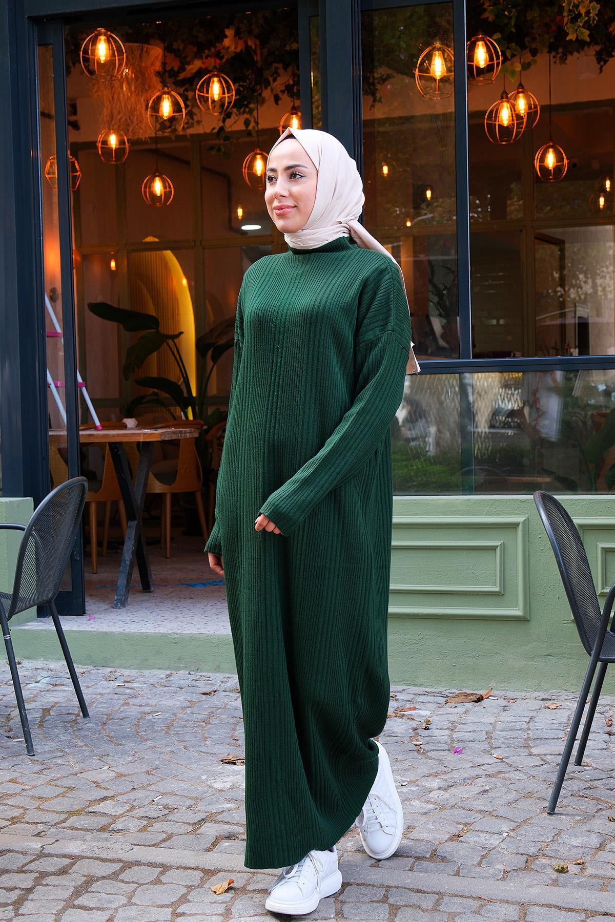 CIZGI DETAYLI TRIKO ELBISE ZUMRUT YESIL