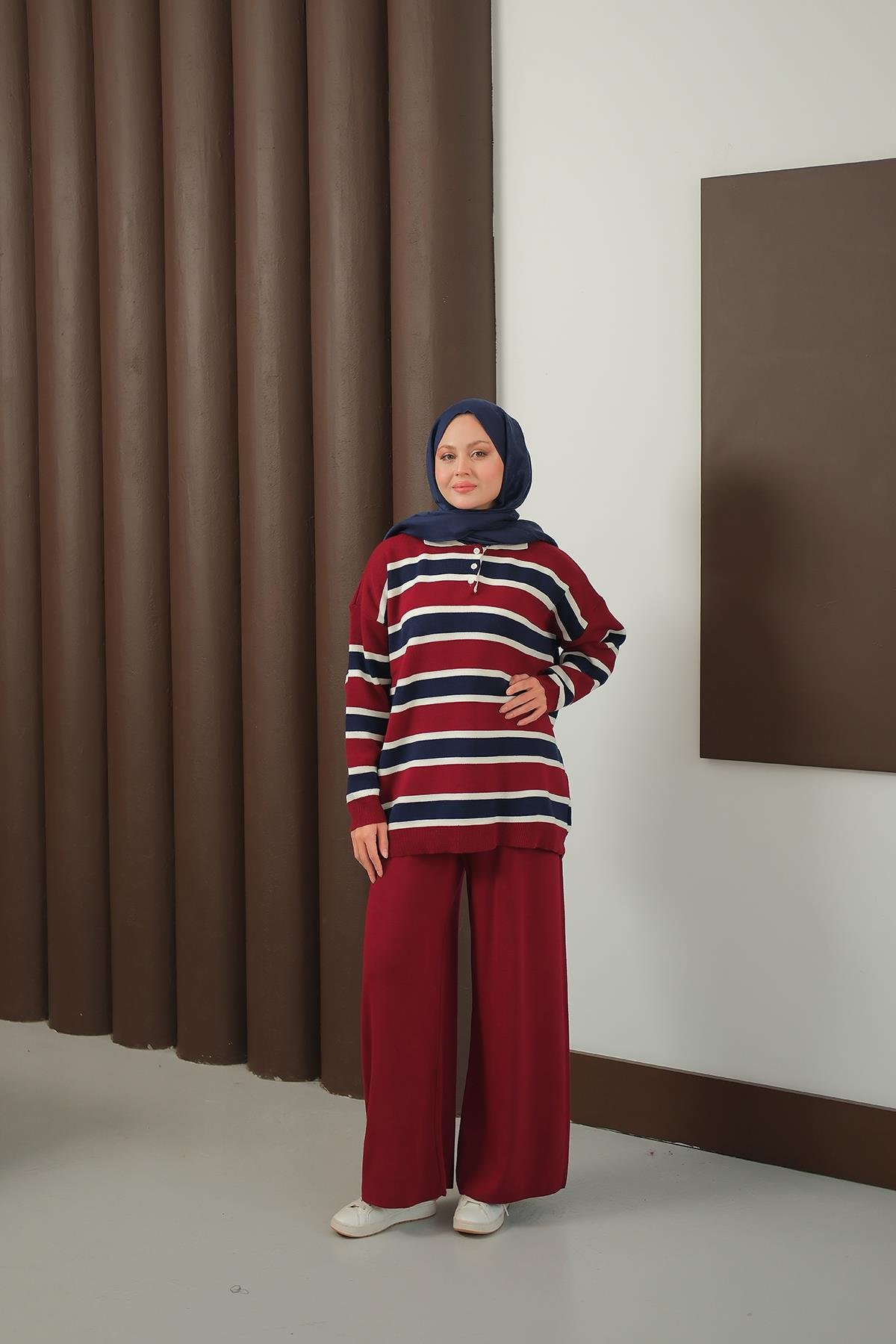 Çizgi Düğme Detay Takım Bordo