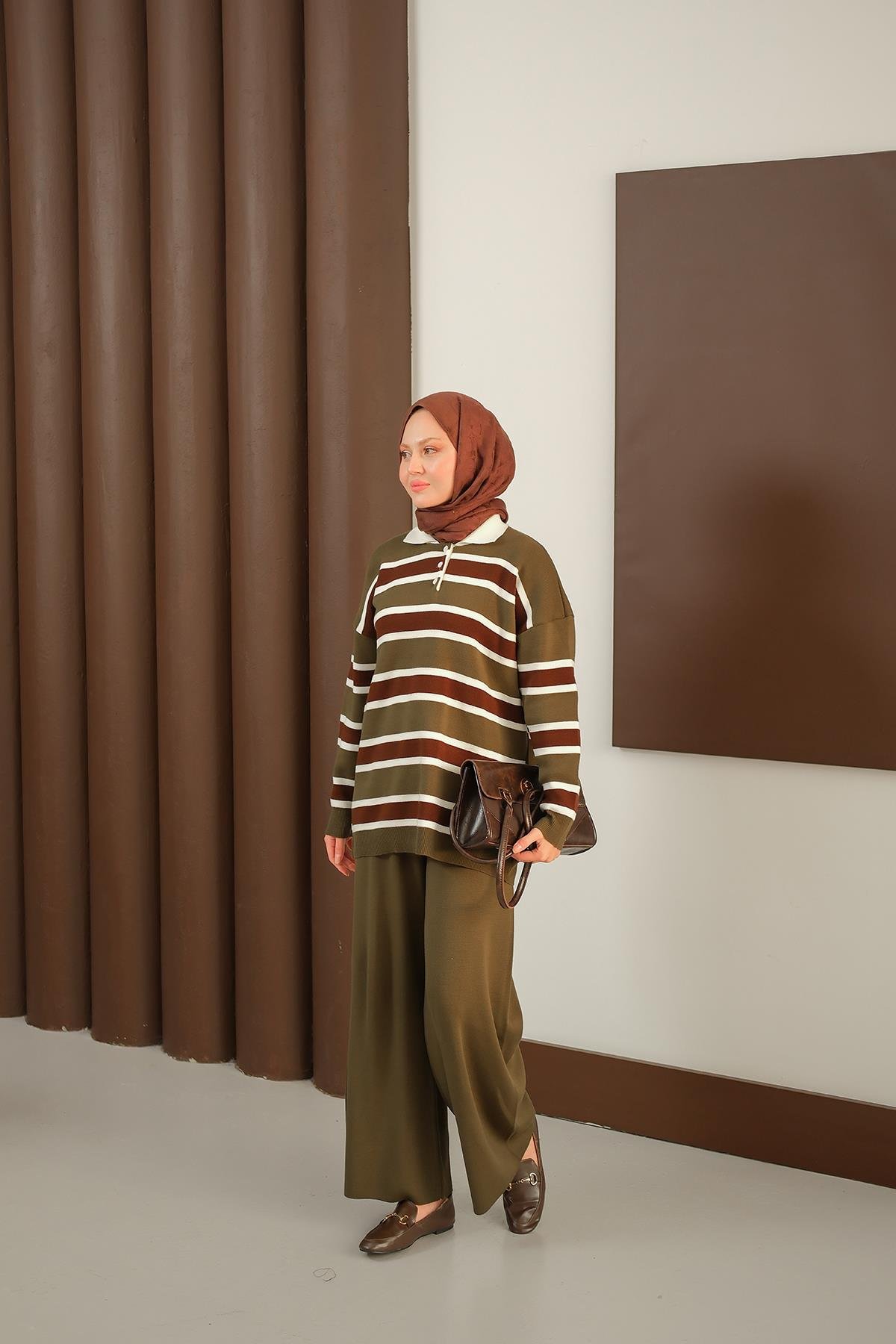 Çizgi Düğme Detay Takım Haki Yeşil