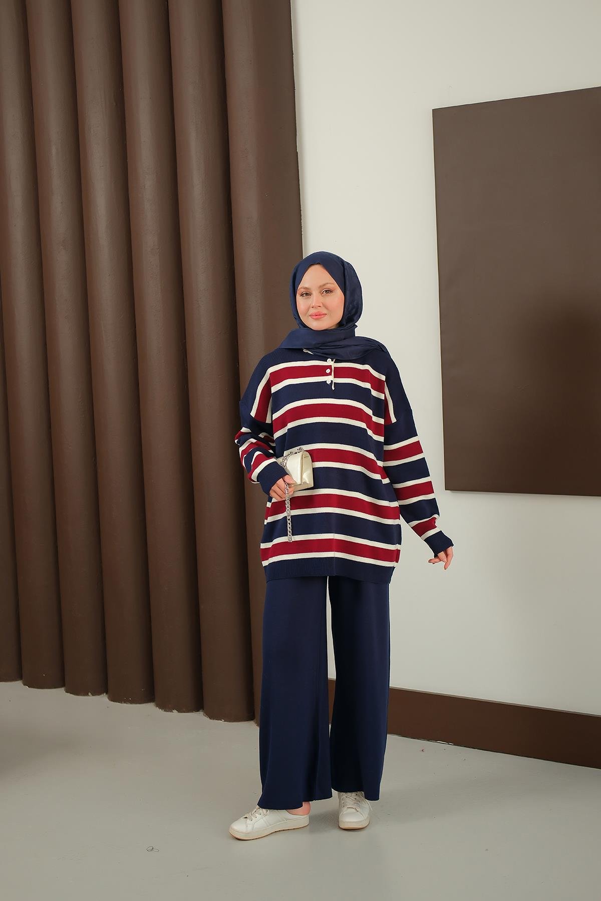 Çizgi Düğme Detay Takım Lacivert