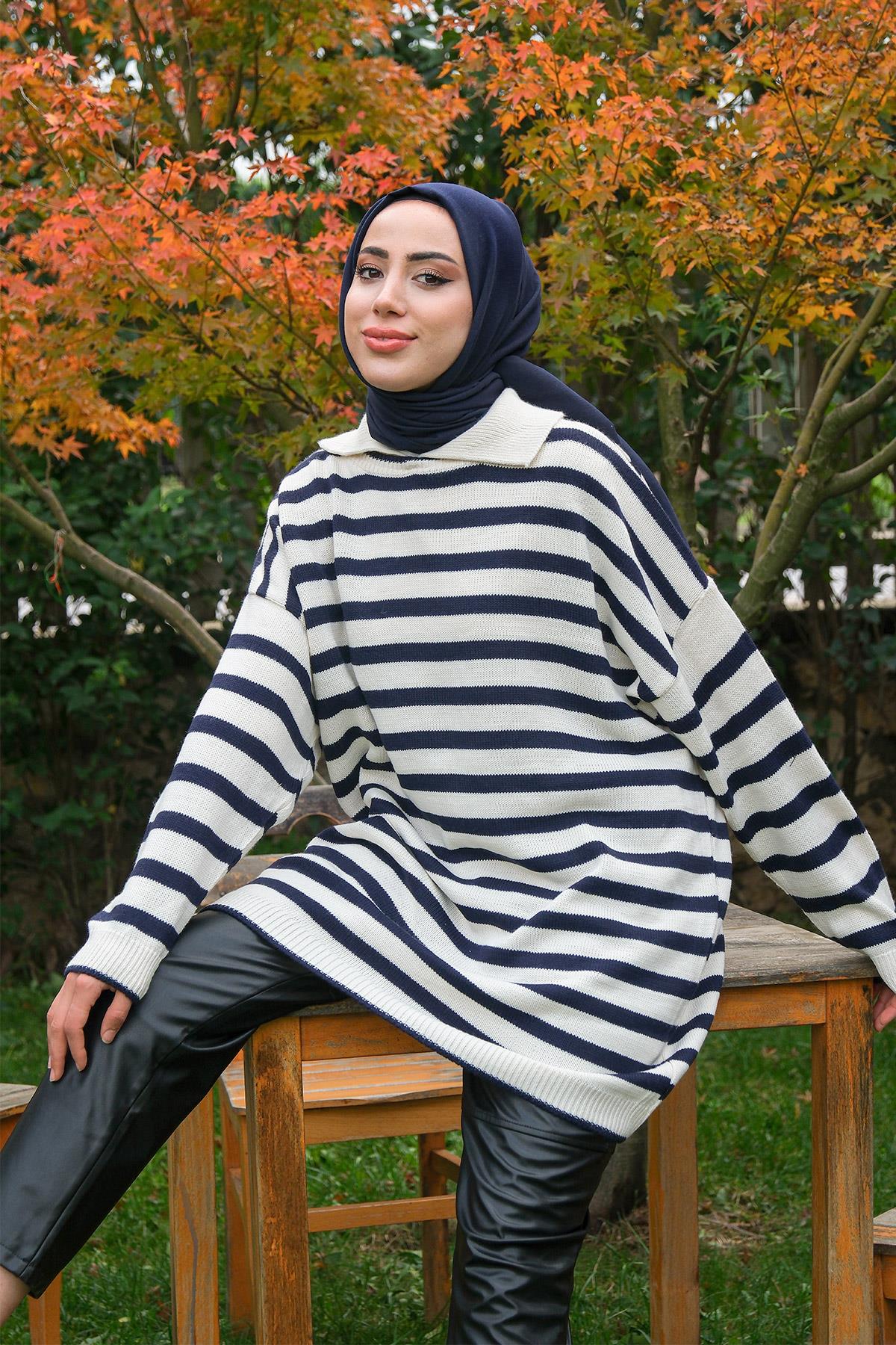 Çizgili Boğazlı Triko Kazak Lacivert