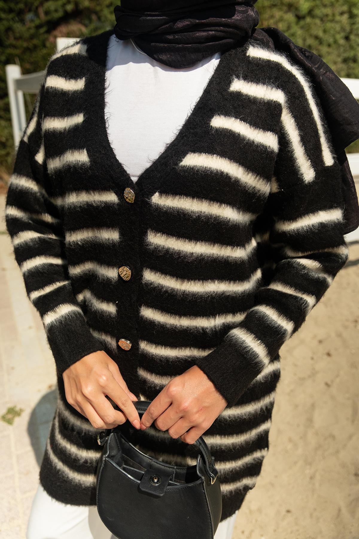 Çizgili Uzun Triko Ceket Siyah