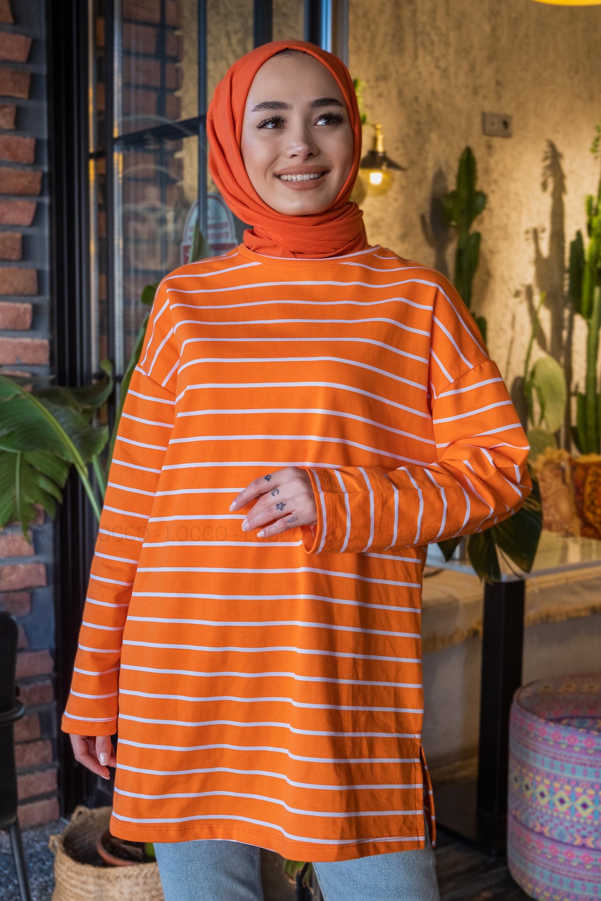 Uygun Fiyatlı CIZGILI YAN YIRTMACLI TUNIK TURUNCU | Loccomoda.com 
