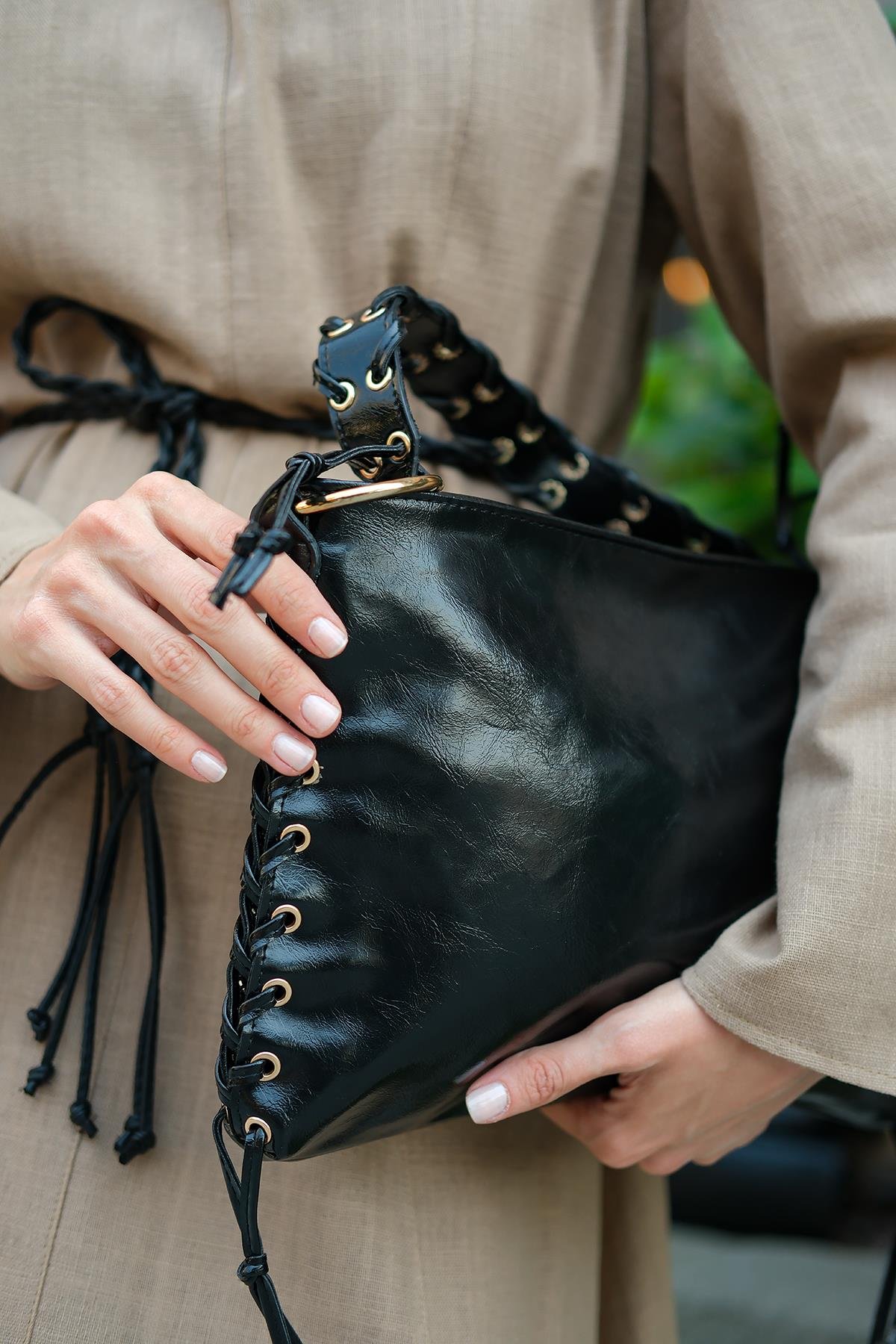 Çoban Dikişli Çanta Siyah