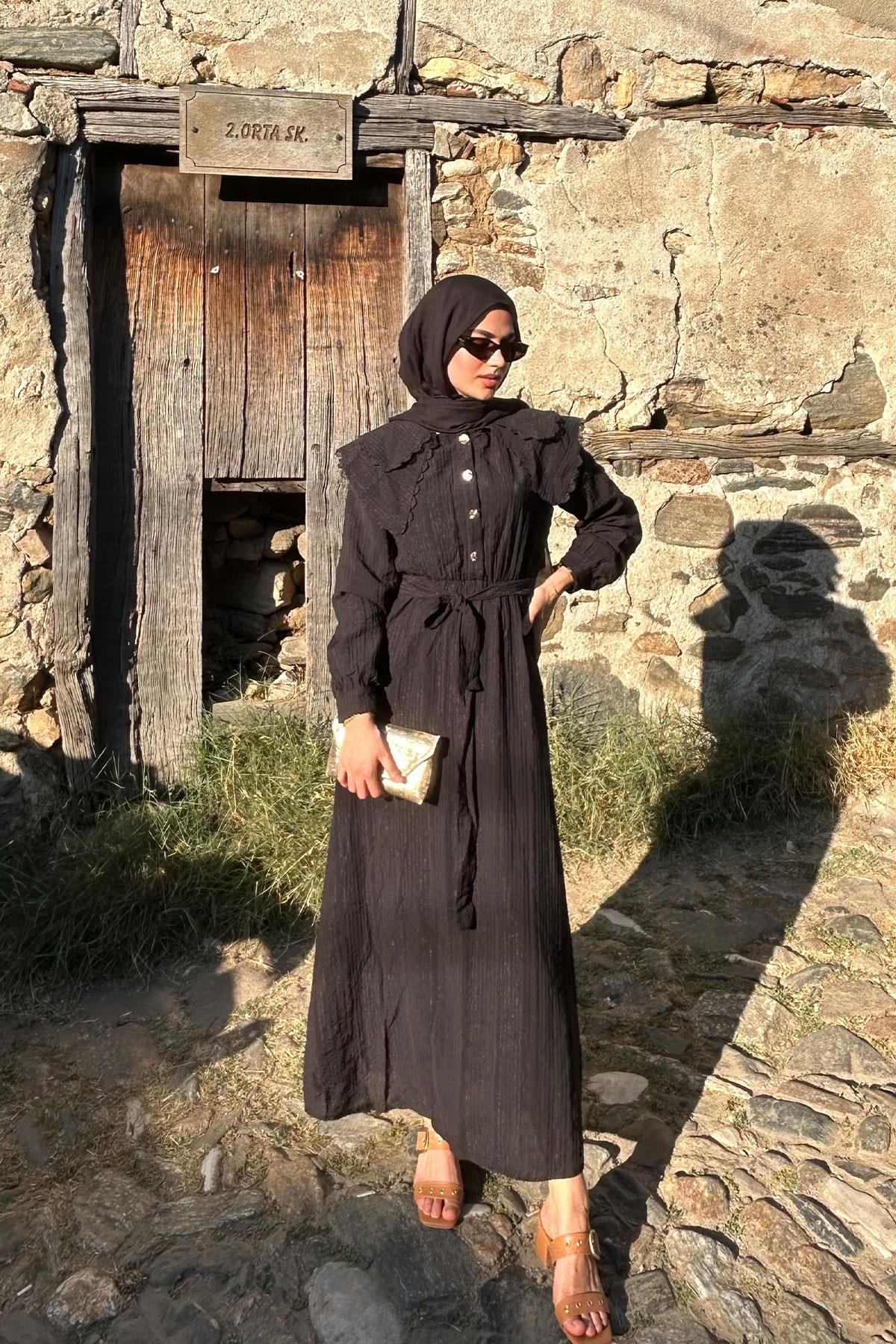 Dantelli Bebe Yaka Elbise Siyah