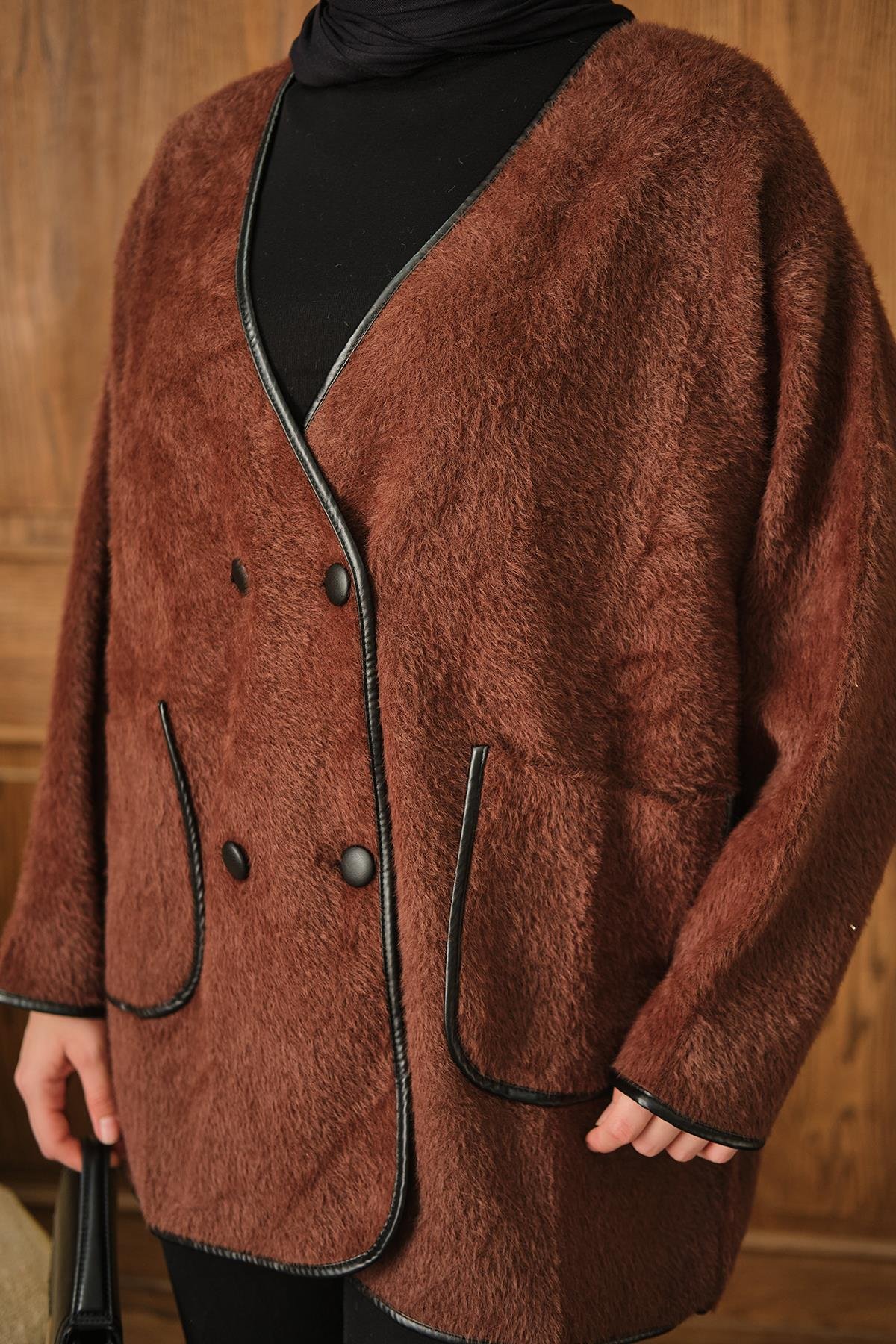 Deri Detay Peluş Hırka Kahverengi