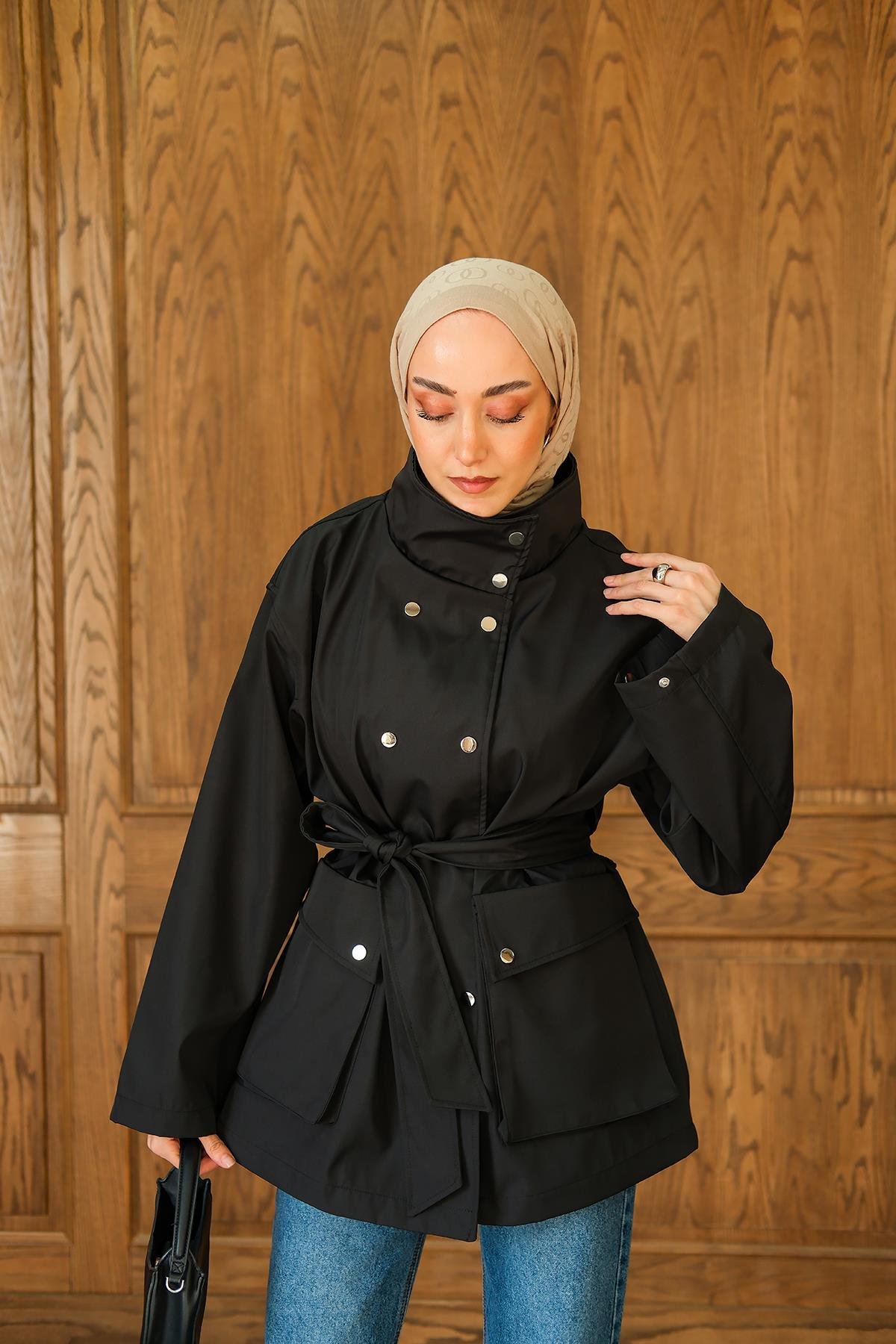 Deri Görünümlü Kısa Trenç Siyah