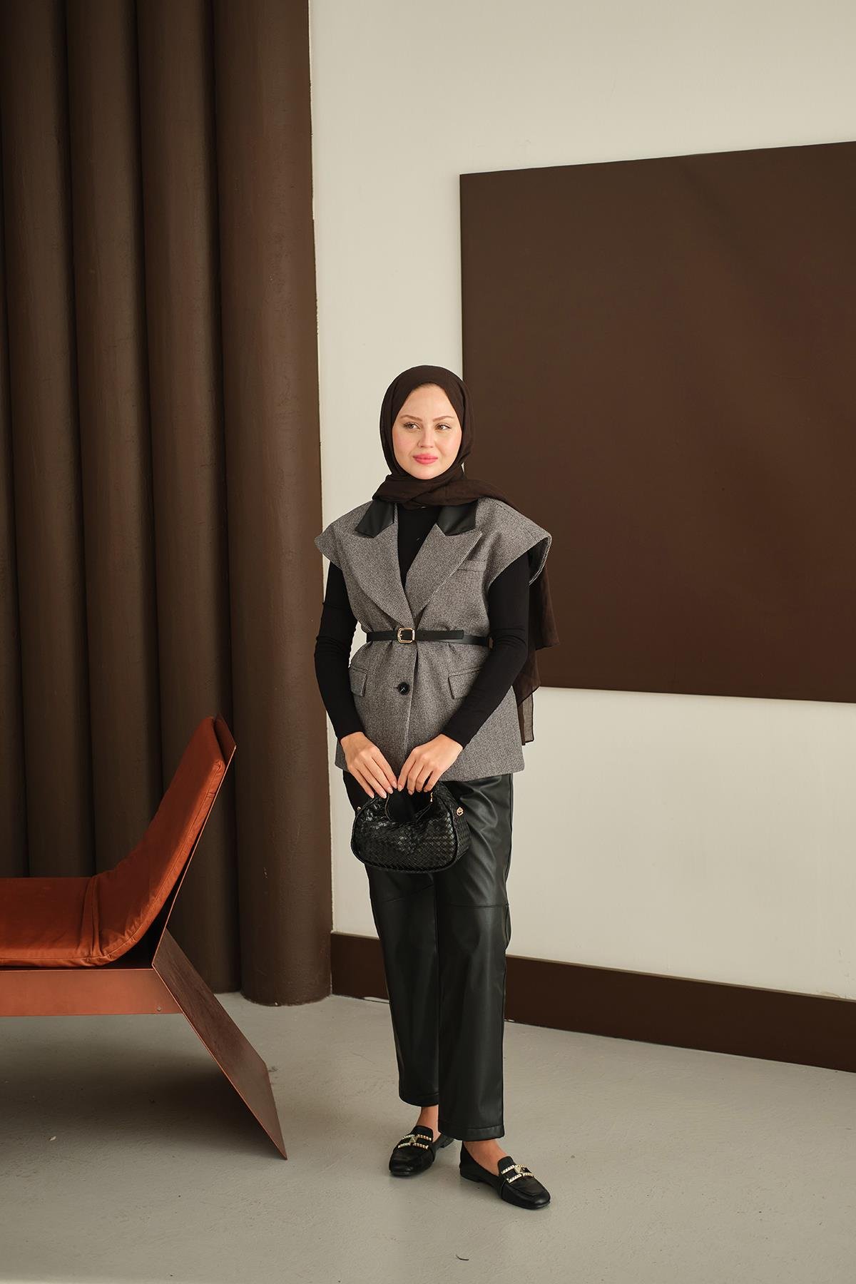 Deri Pantolonlu Yelekli Takım Siyah