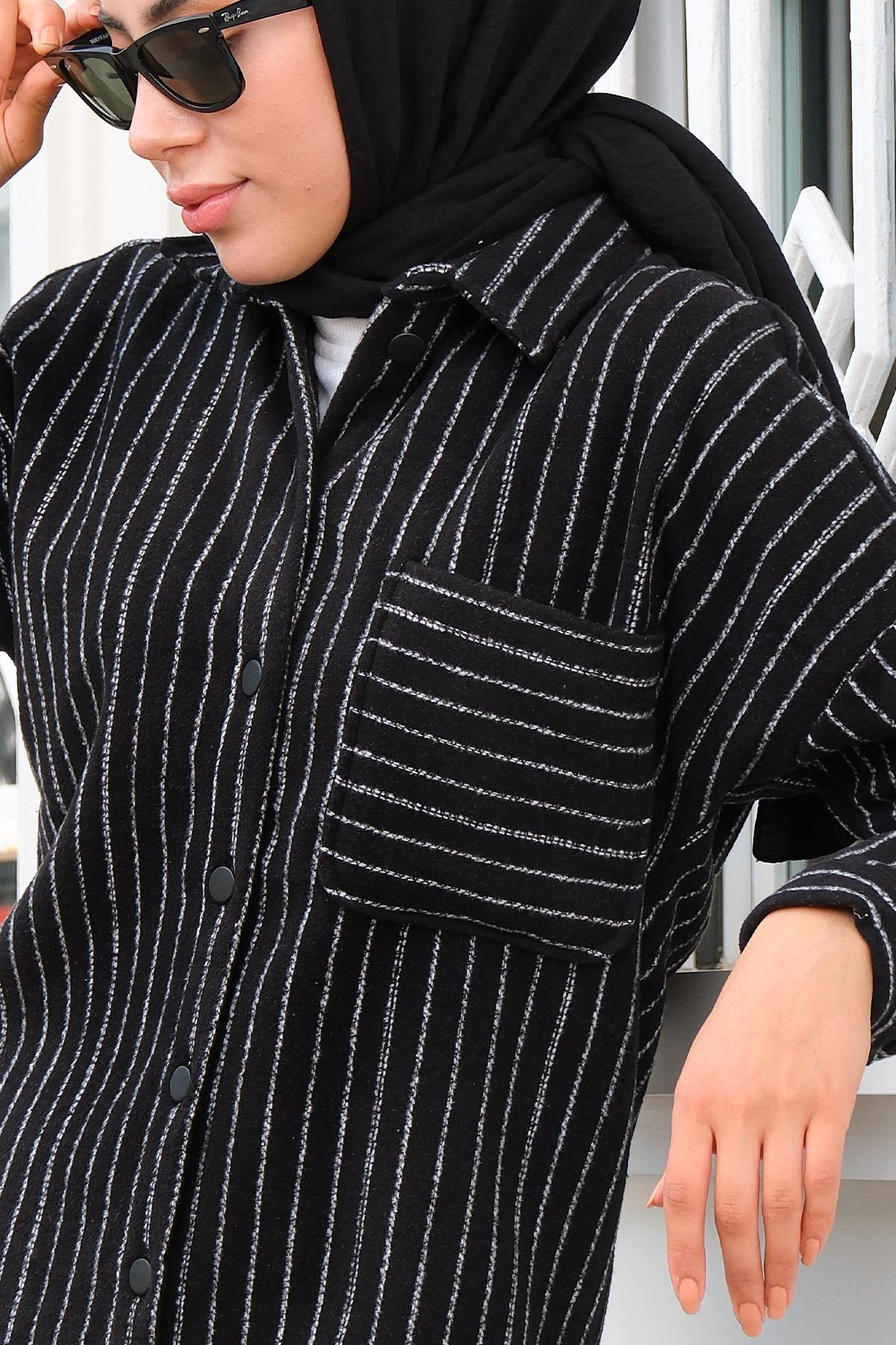 Dik Çizgili Cepli Gömlek Siyah