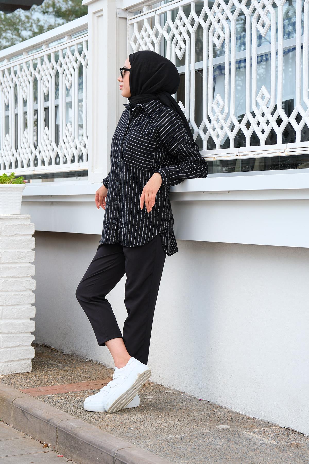 Dik Çizgili Cepli Gömlek Siyah