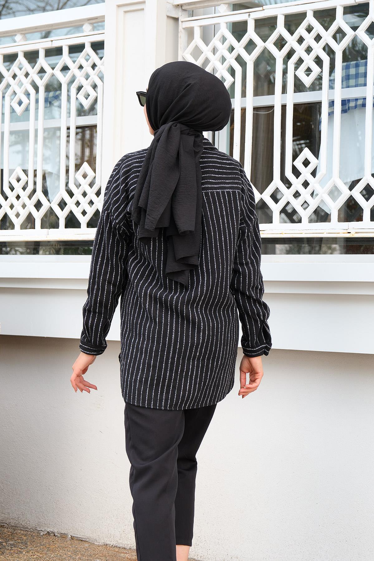 Dik Çizgili Cepli Gömlek Siyah