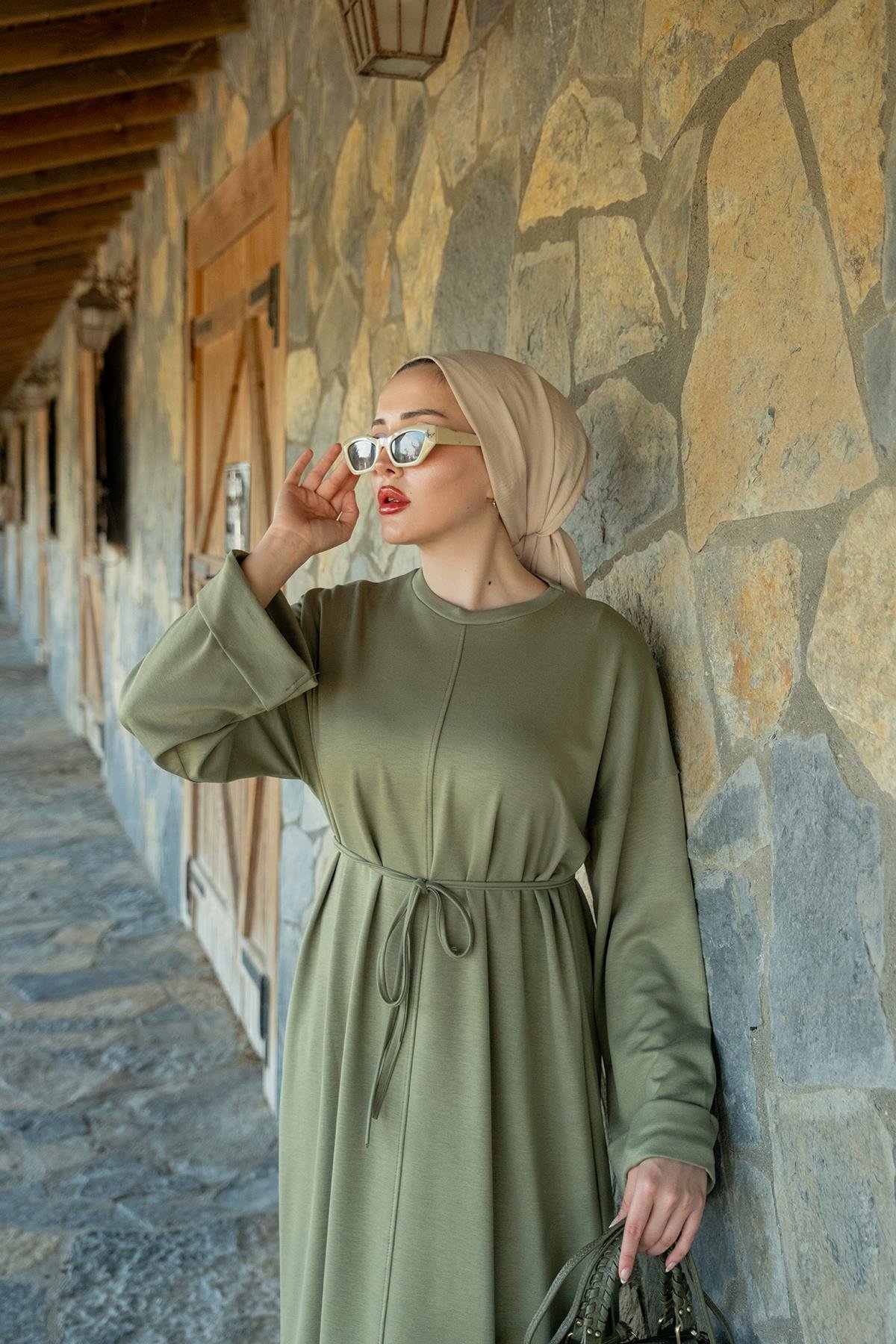 Dikiş Detay Bağlamalı Elbise Fıstık Yeşil