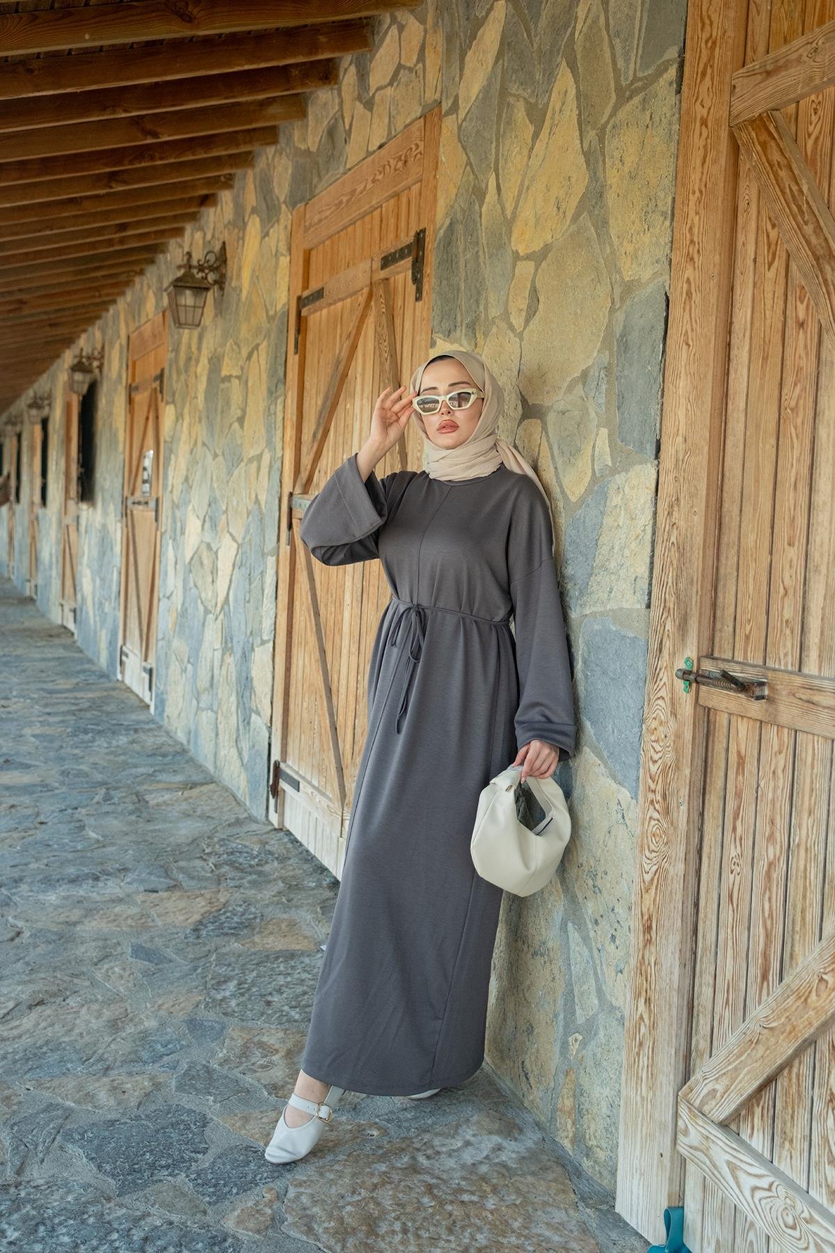 Dikiş Detay Bağlamalı Elbise Gri