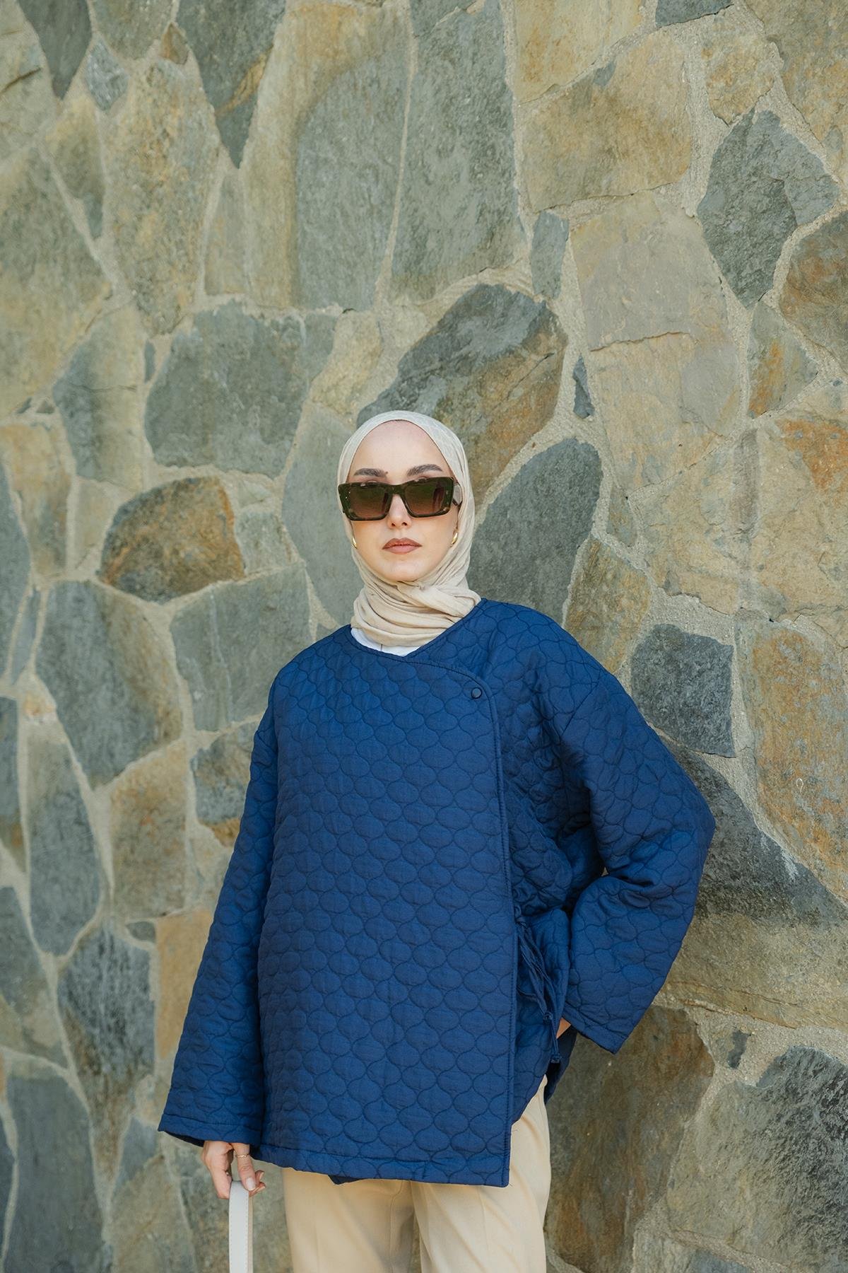 Düğme Detay Bağlamalı Ceket Lacivert