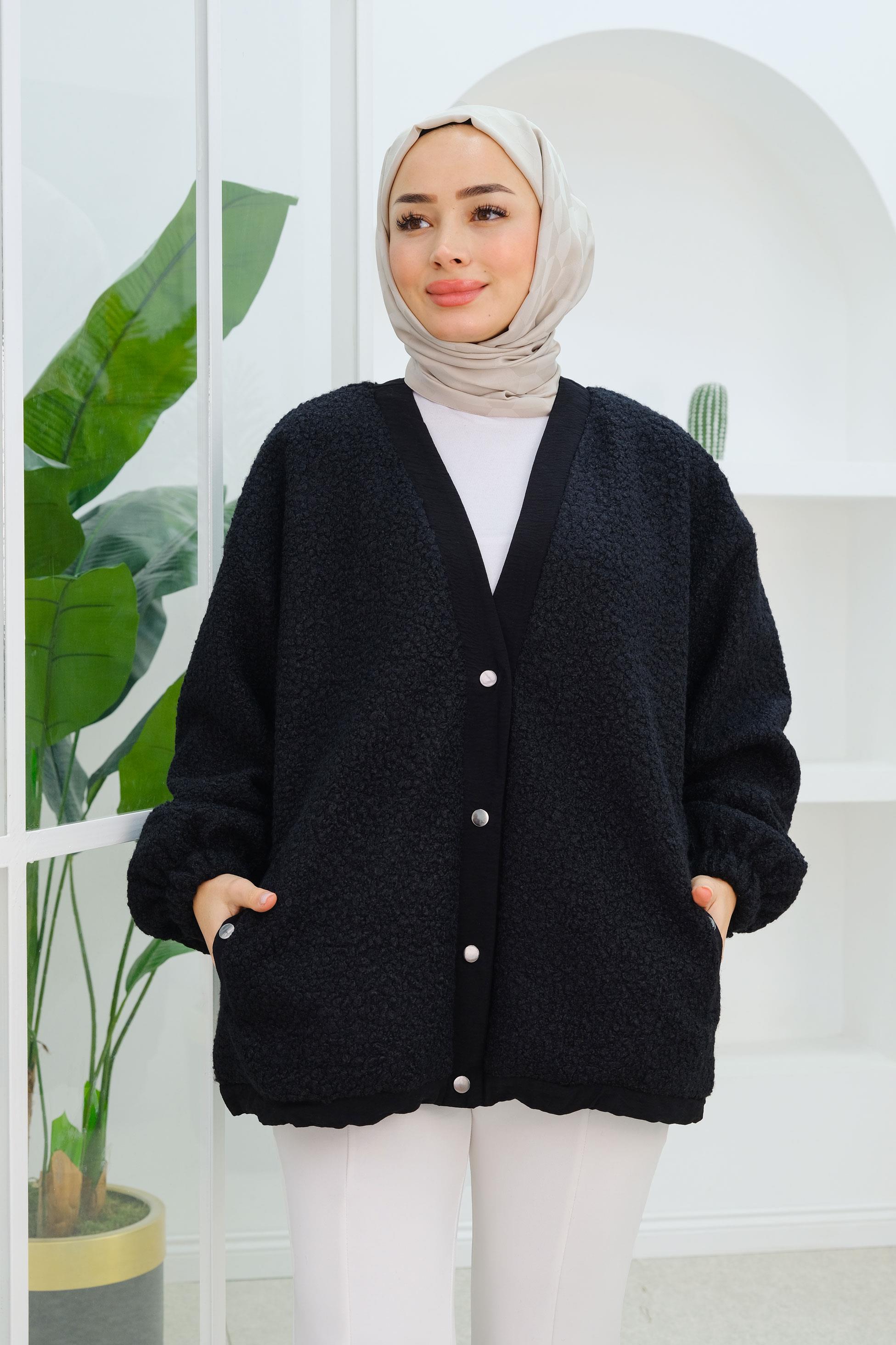 Düğme Detay Buklet Hırka Siyah