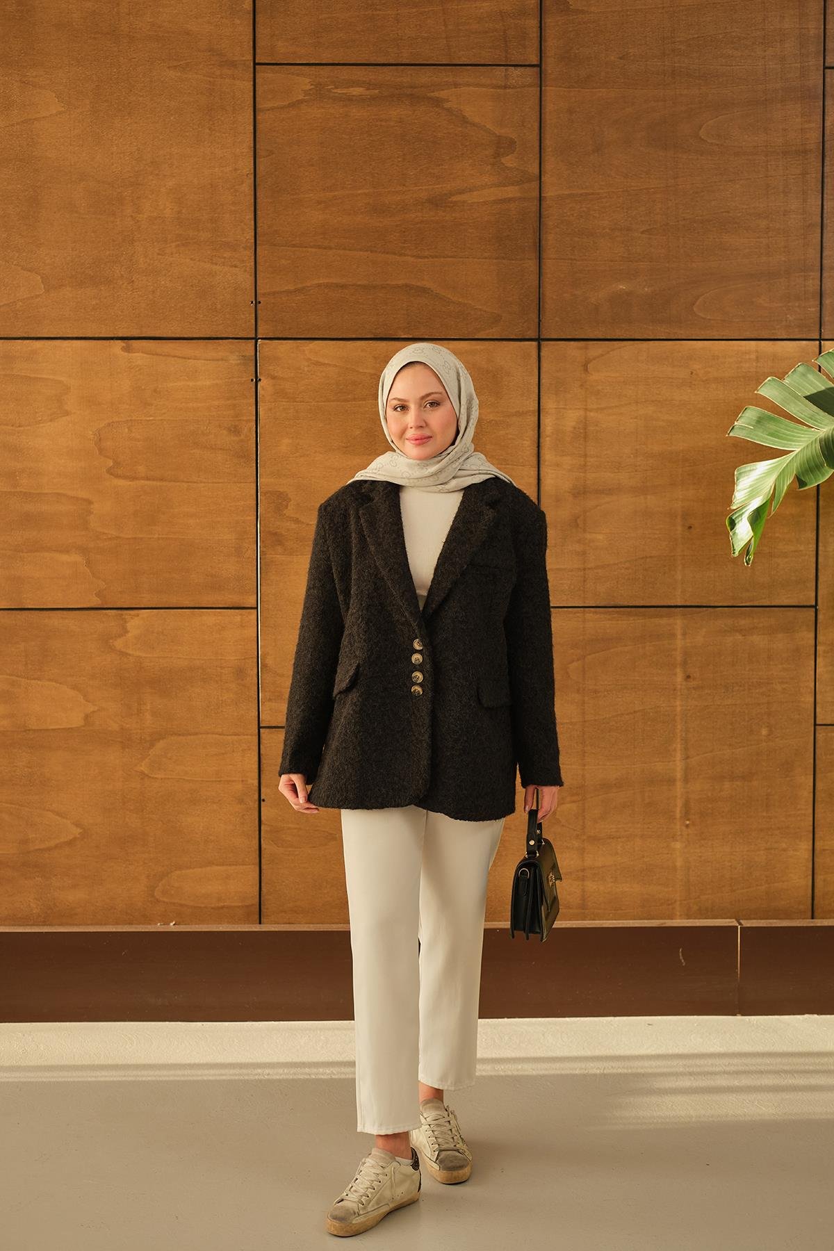 Düğme Detay Kırçıllı Ceket Siyah