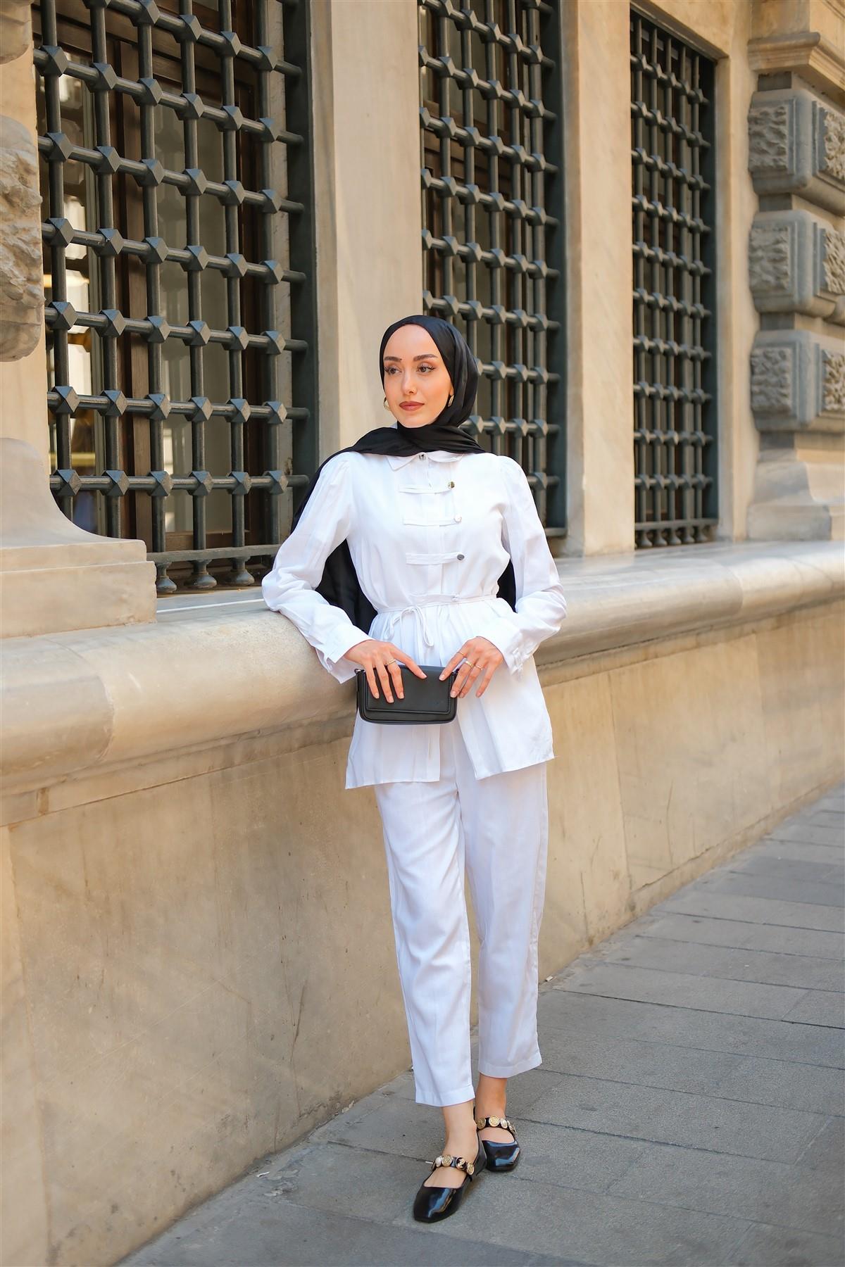 Düğme Detay Takım Beyaz