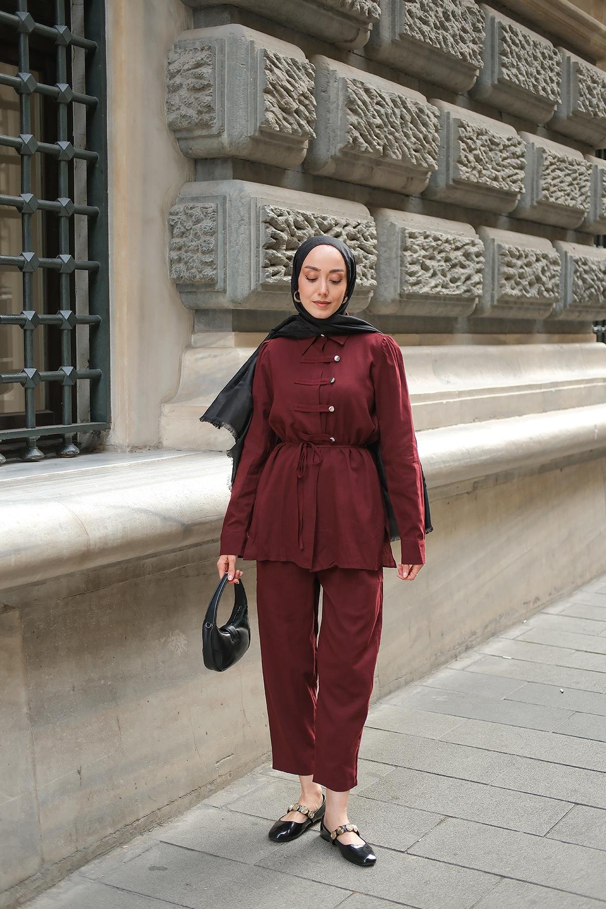 Düğme Detay Takım Bordo