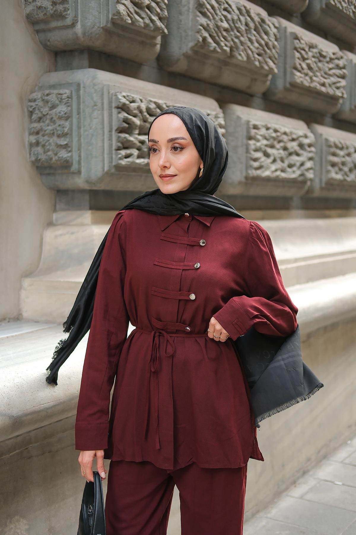 Düğme Detay Takım Bordo