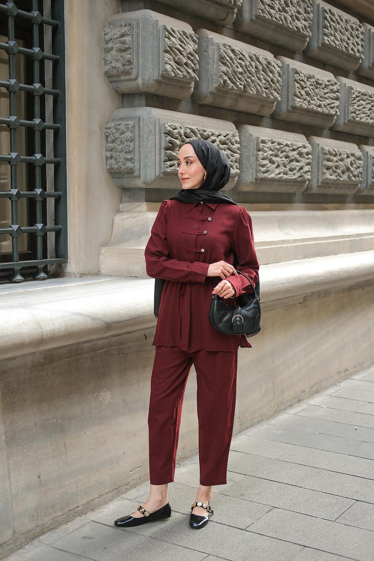 Düğme Detay Takım Bordo