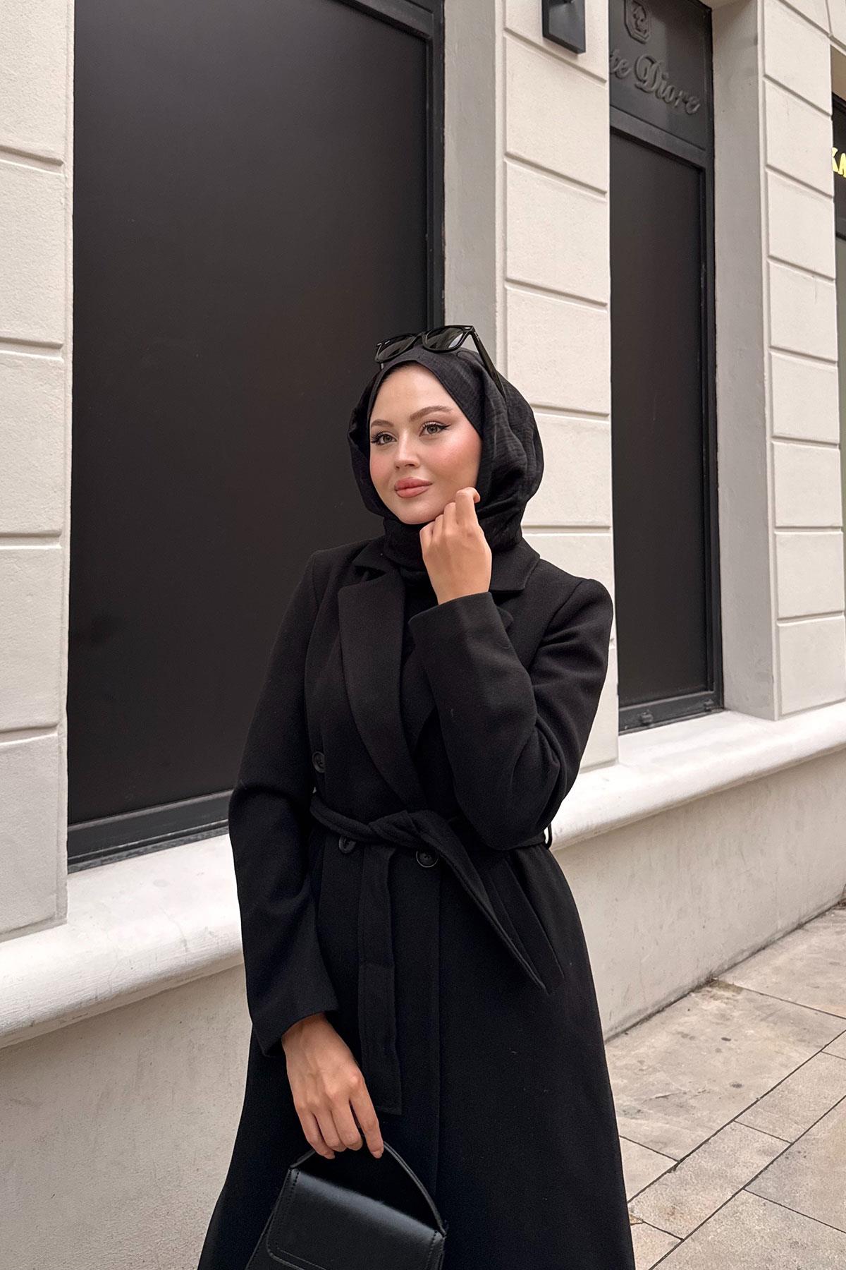 Düğme Ve Bel Bağlamalı Ara Boy Kaşe Kaban Siyah