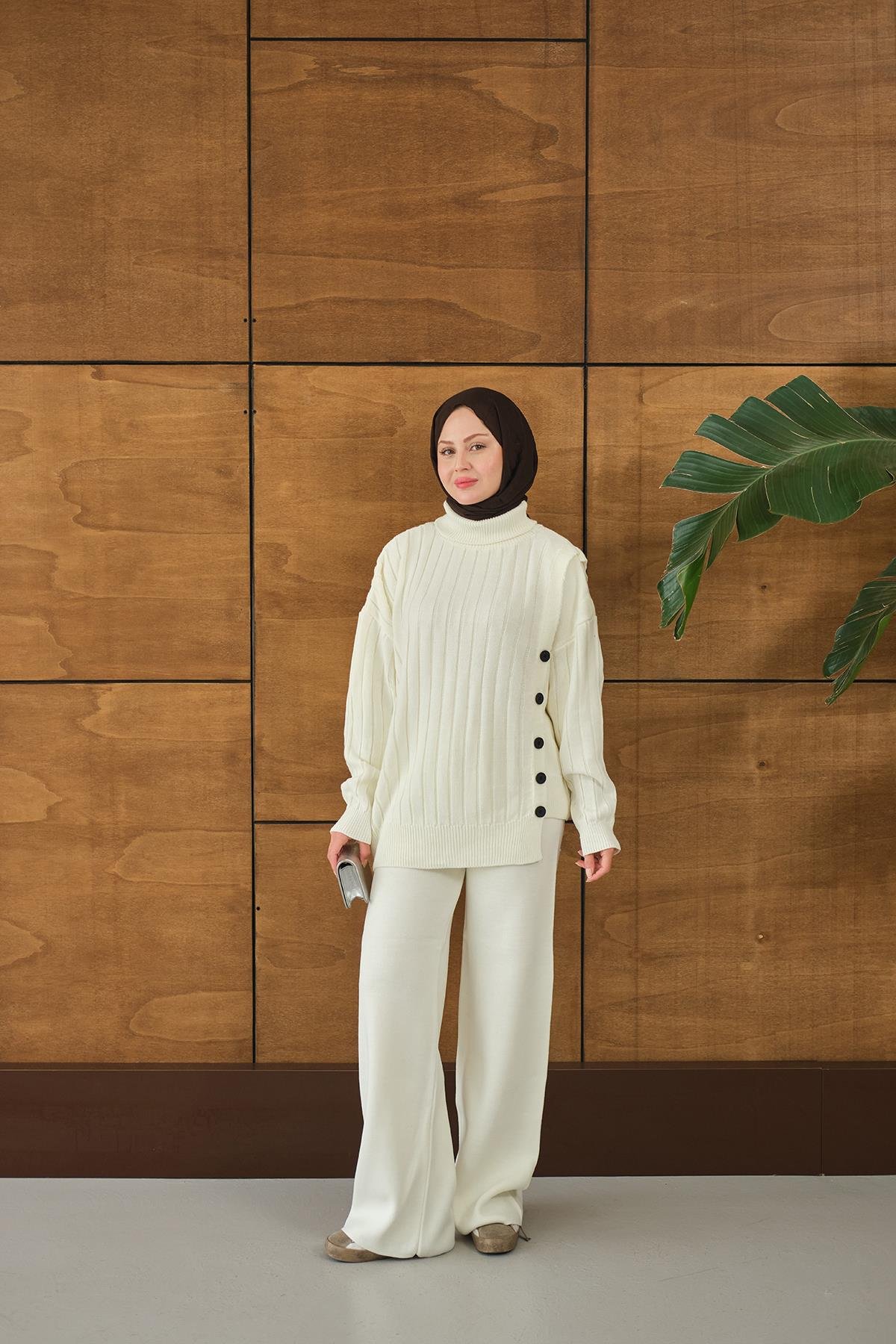 Düğmeli Triko Takım Ekru