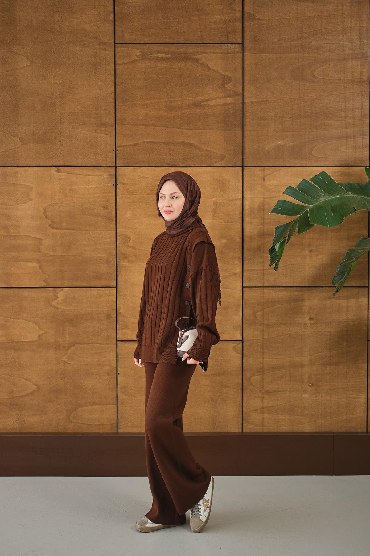 Düğmeli Triko Takım Kahverengi