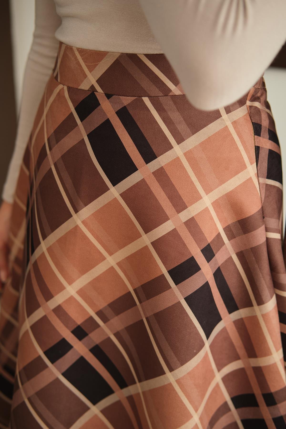 Ekose Desen Etek Taba