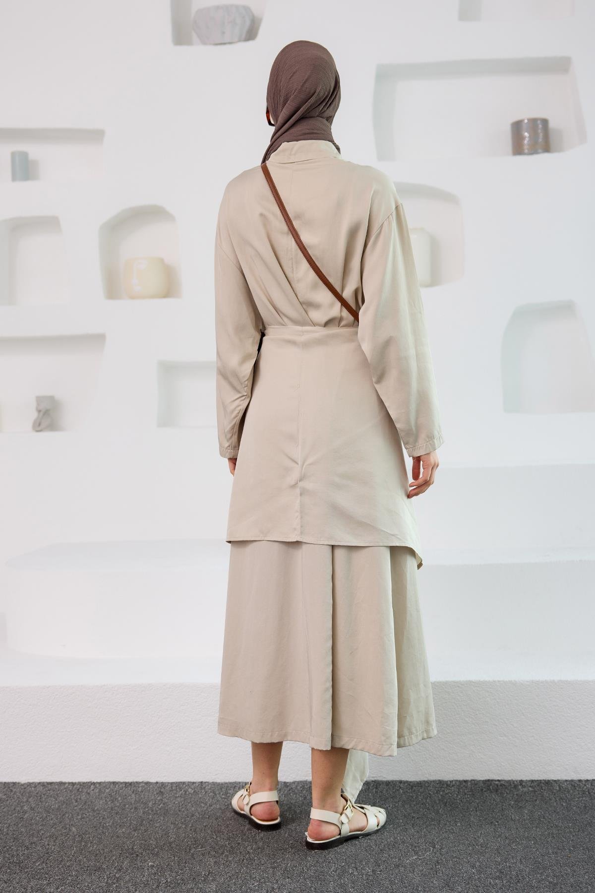 Eteği Bağlamalı Elbise Krem