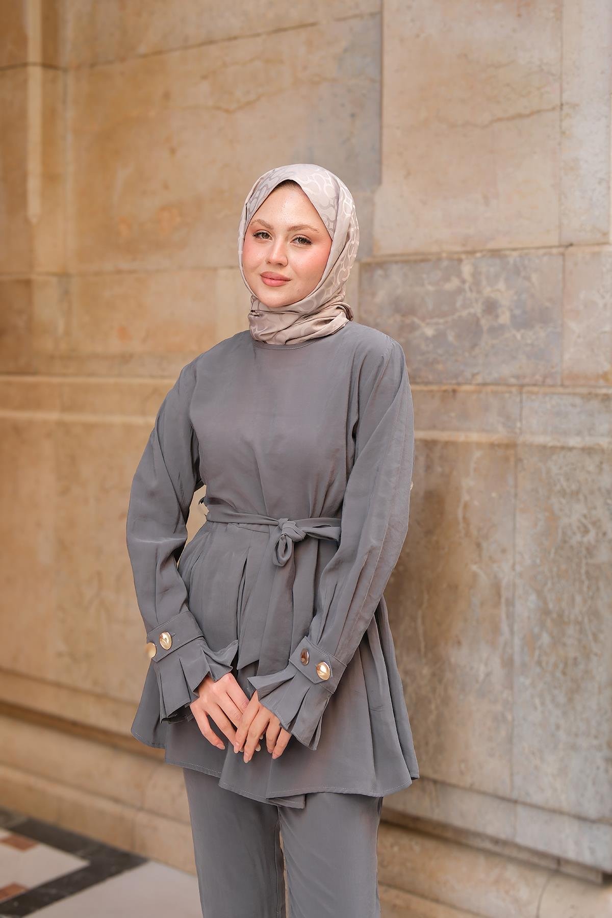 Eteği Pileli Armani Modal Takım Gri