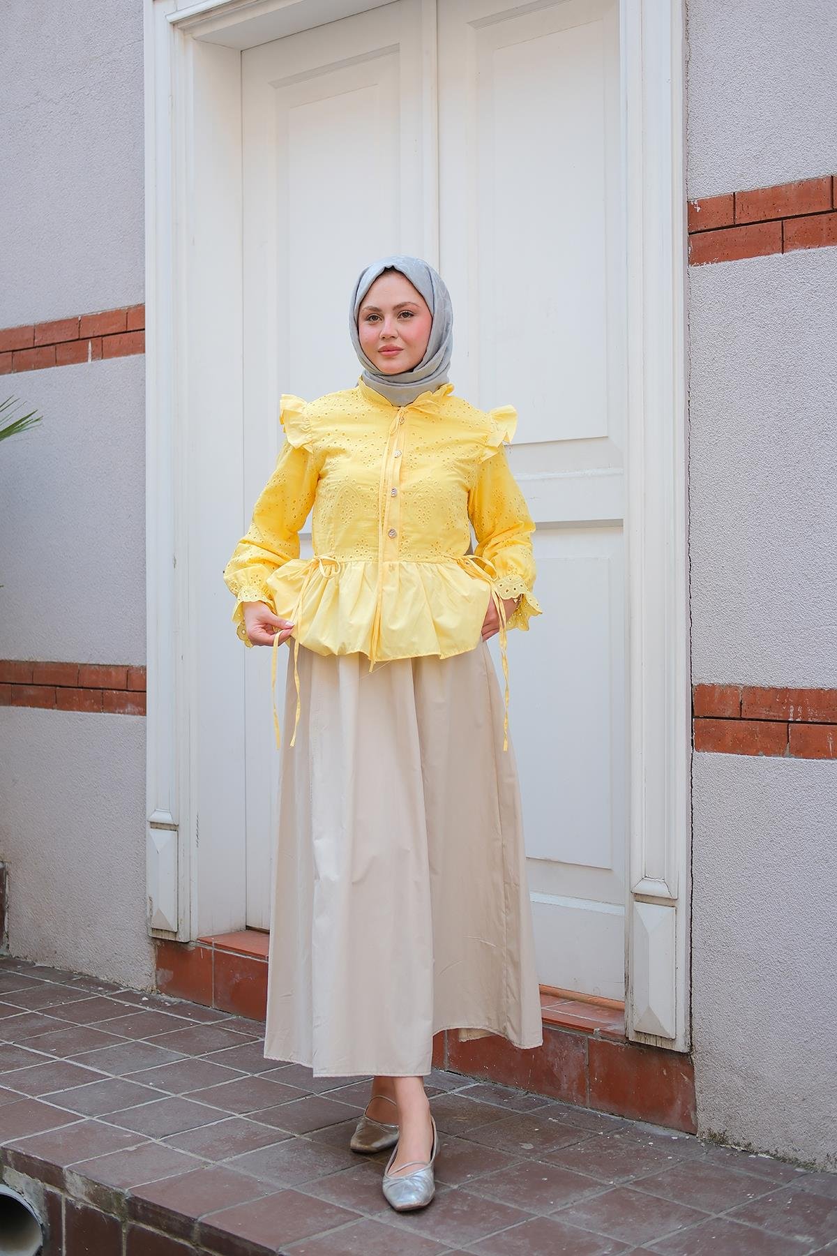 Eteği Pileli Gömlek Sarı