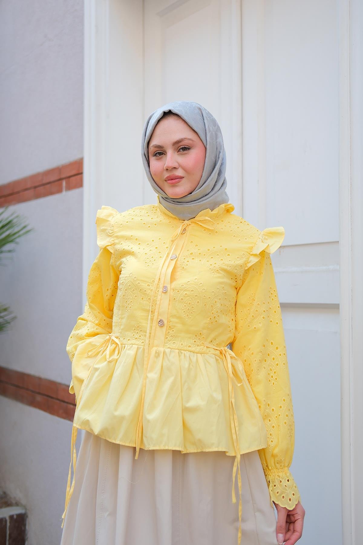 Eteği Pileli Gömlek Sarı