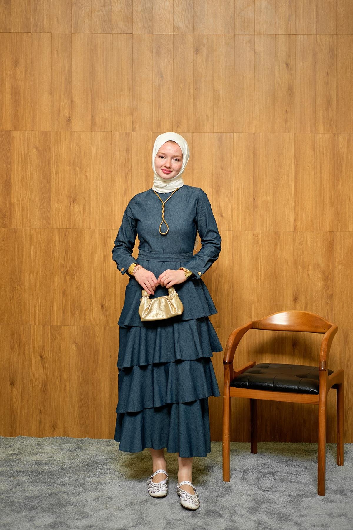 Eteği Volanlı Kot Görünümlü Elbise Koyu Mavi