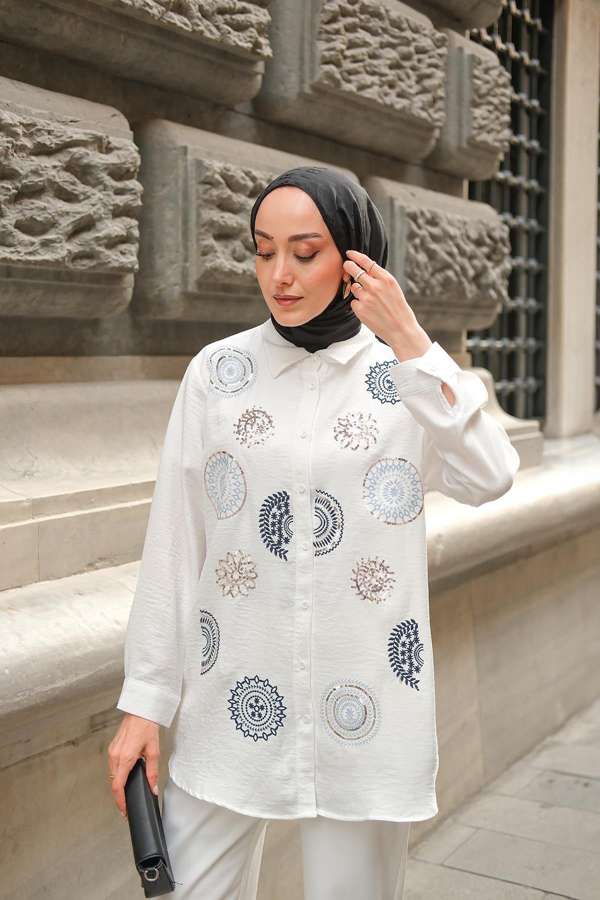 Etnik Pul Nakış İşlemeli Gömlek Beyaz