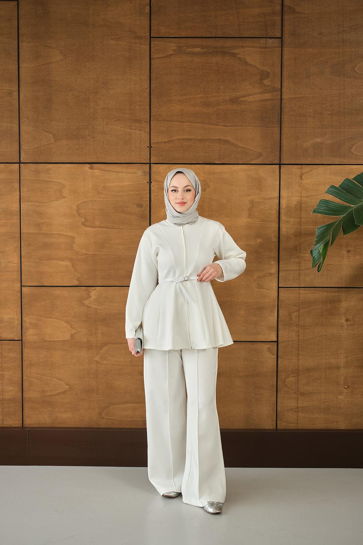 Femuarlı Scuba Takım Ekru